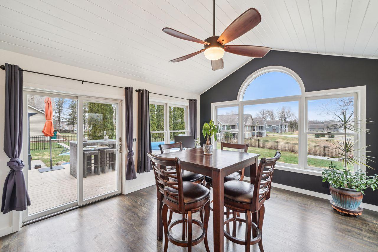 1910 Oak Glen Trail