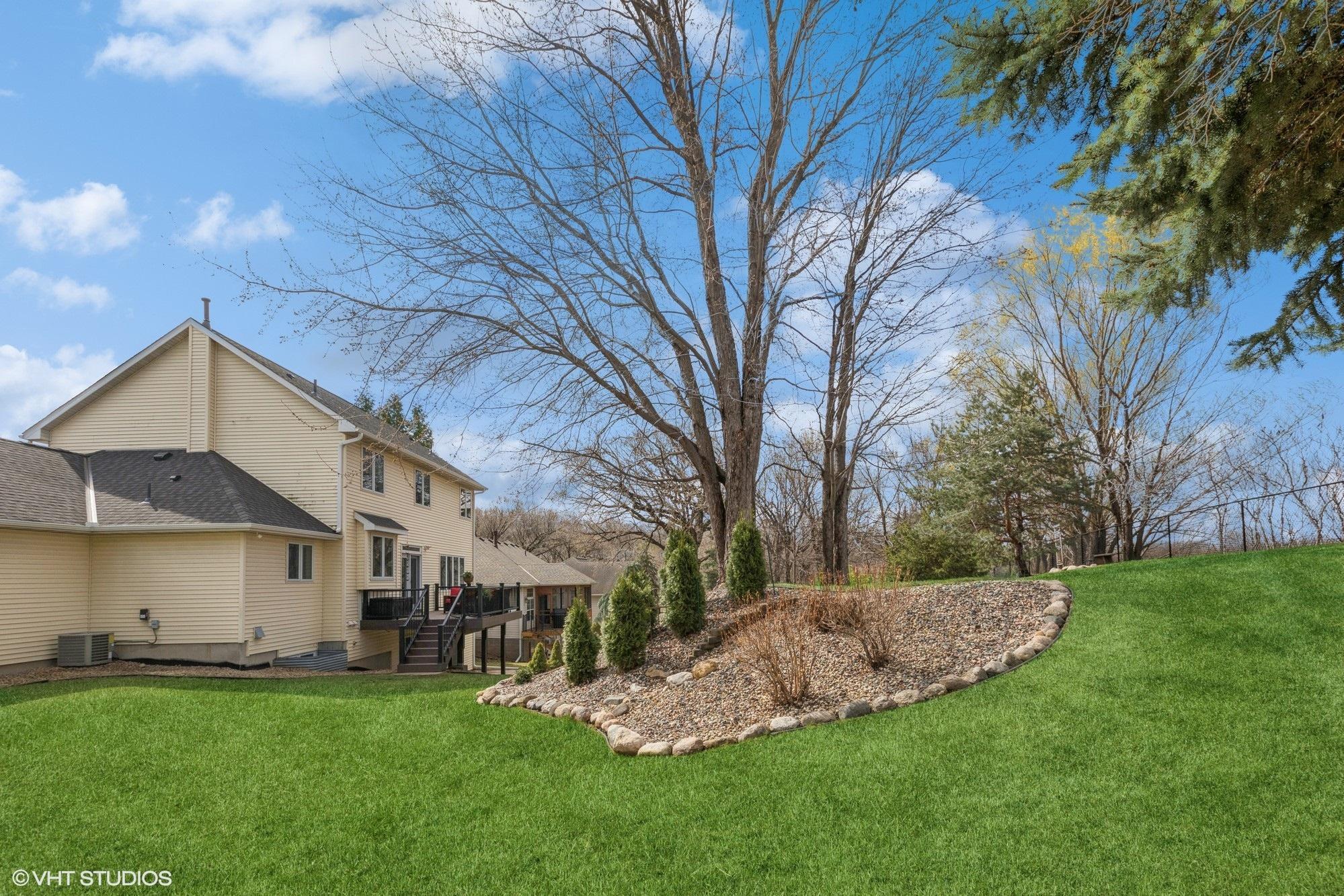 1475 W Pond Road