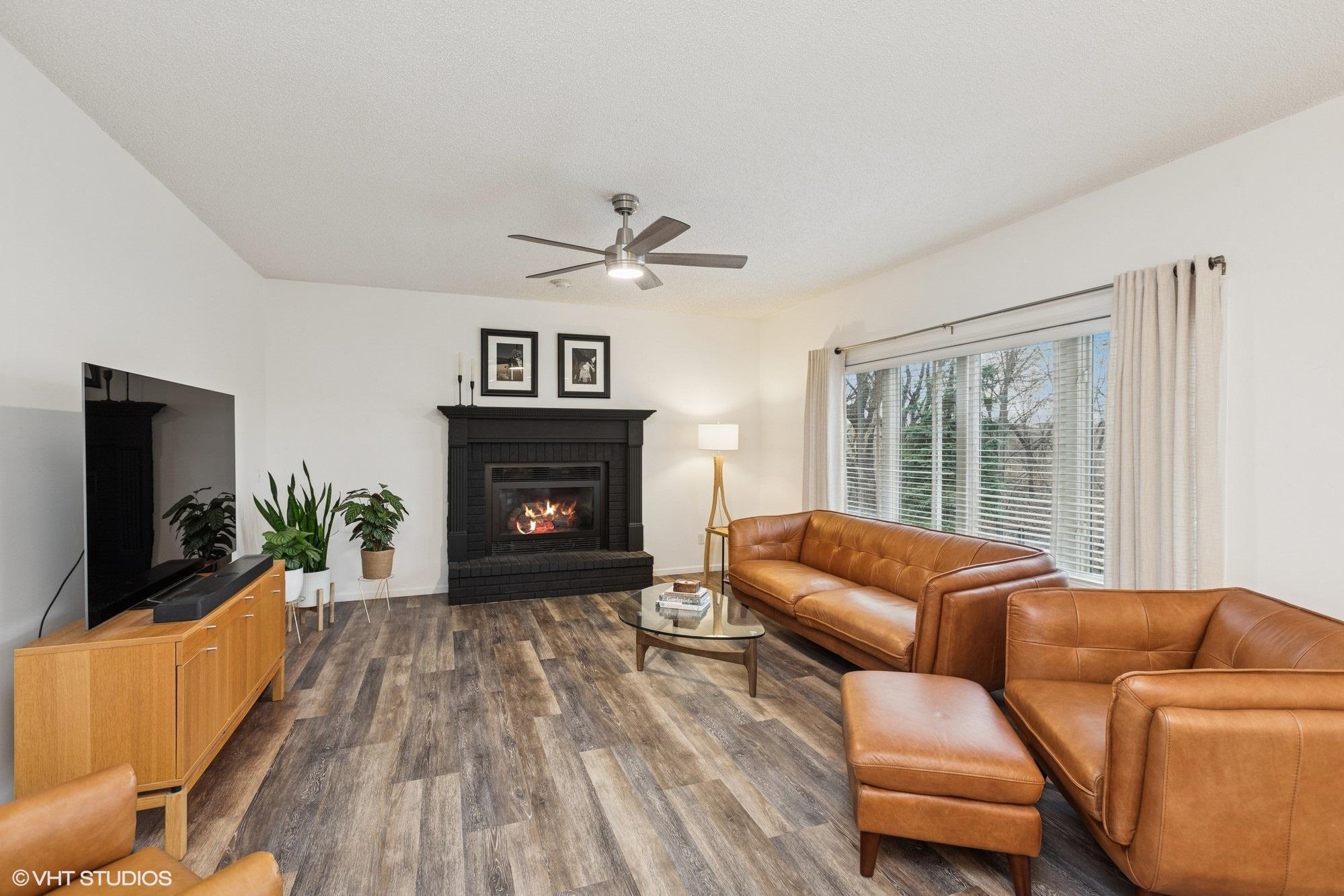 1475 W Pond Road