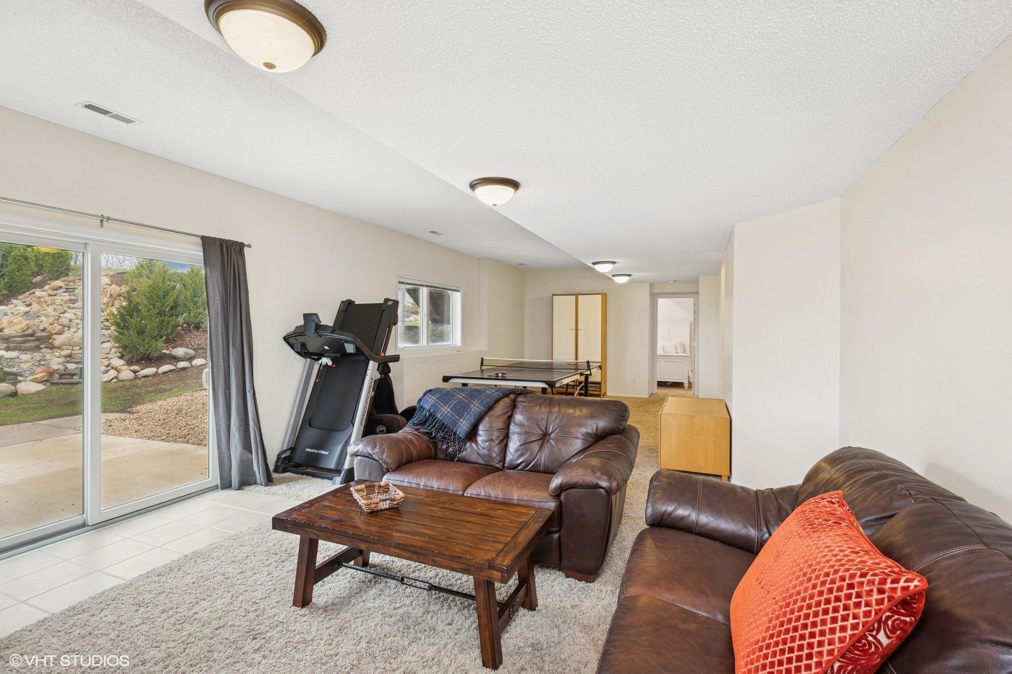 1475 W Pond Road