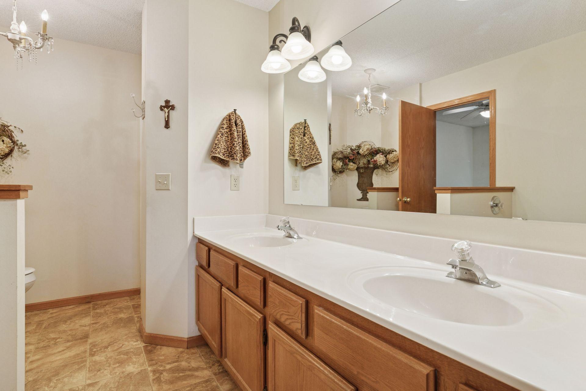2499 Lockwood Drive Unit: 61