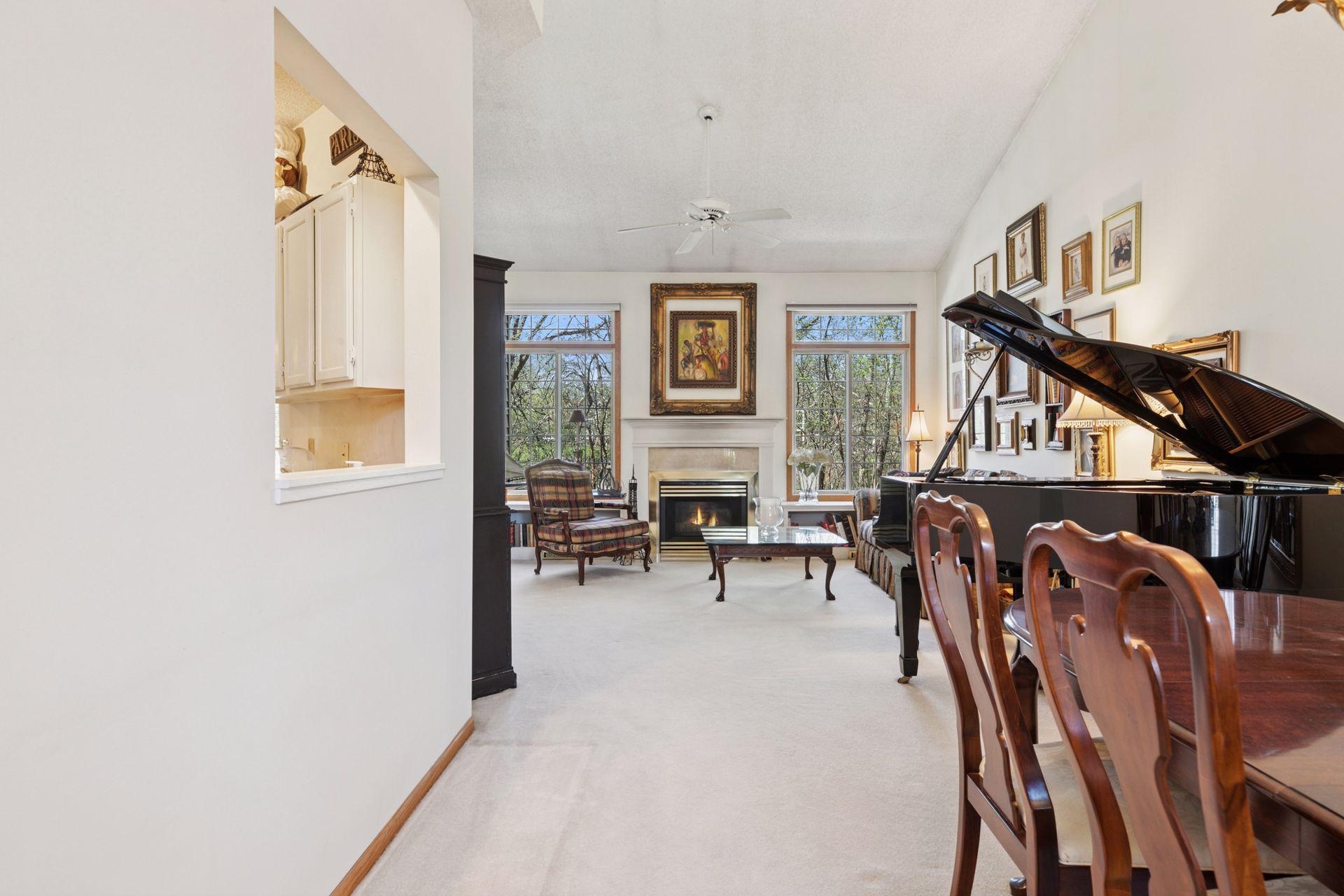 2499 Lockwood Drive Unit: 61