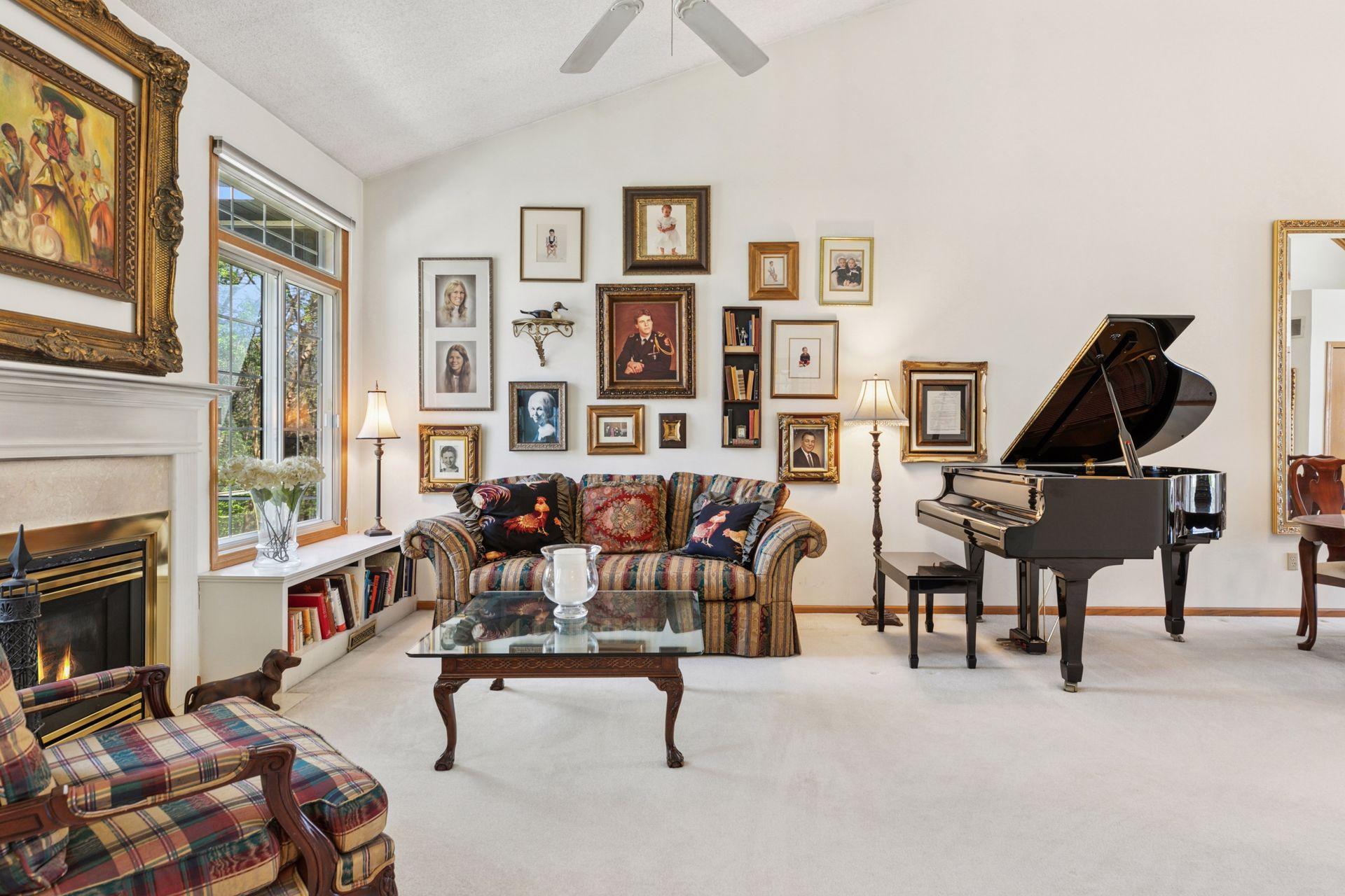 2499 Lockwood Drive Unit: 61