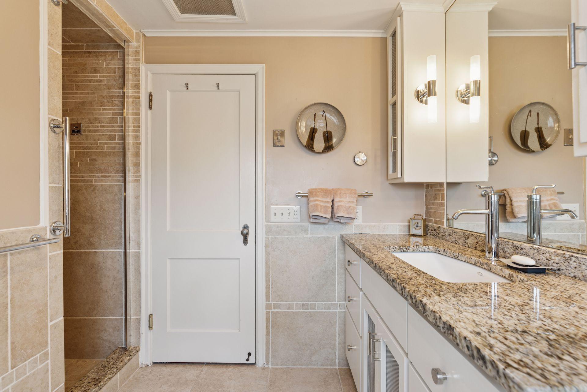 3430 Humboldt Avenue S