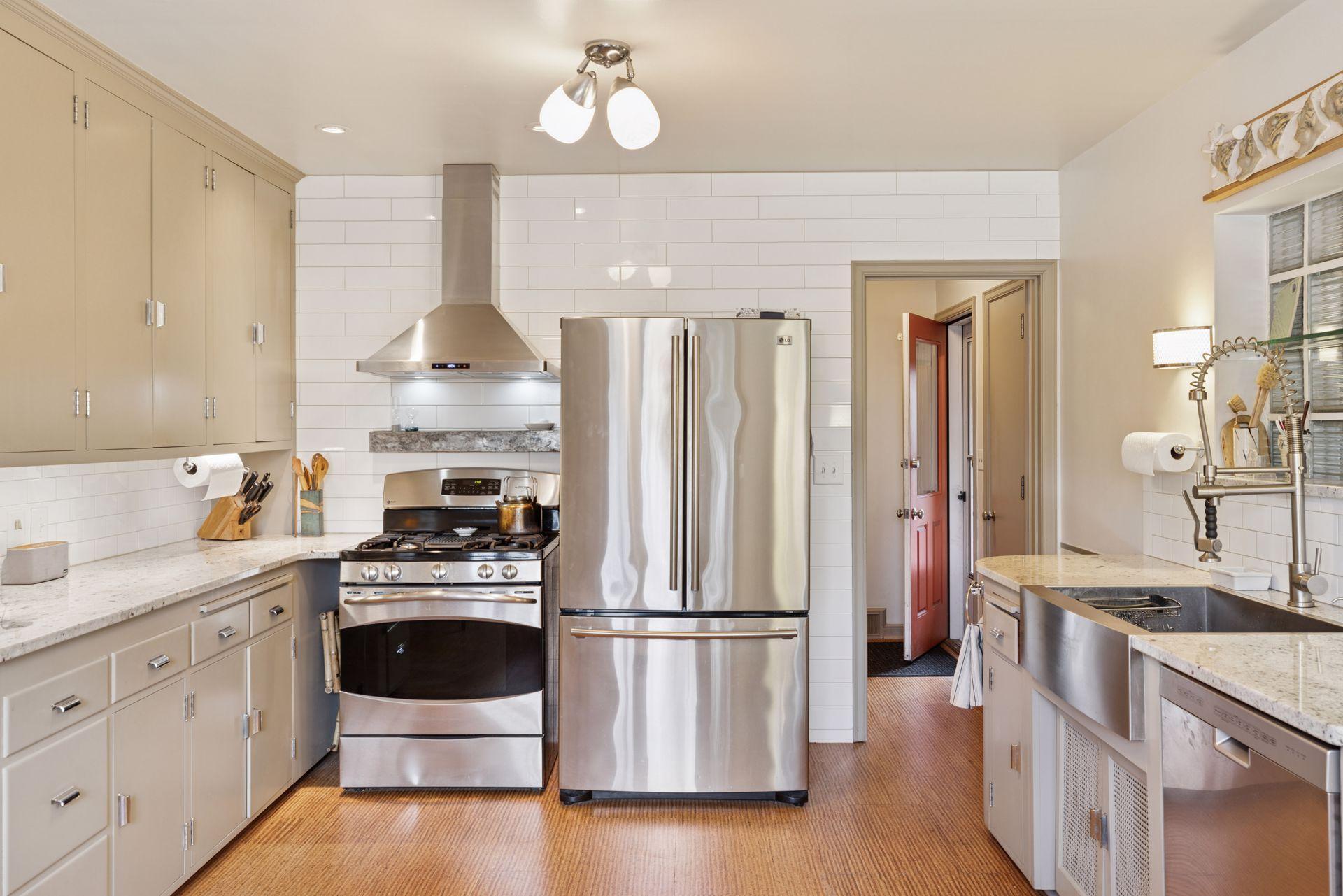 3430 Humboldt Avenue S