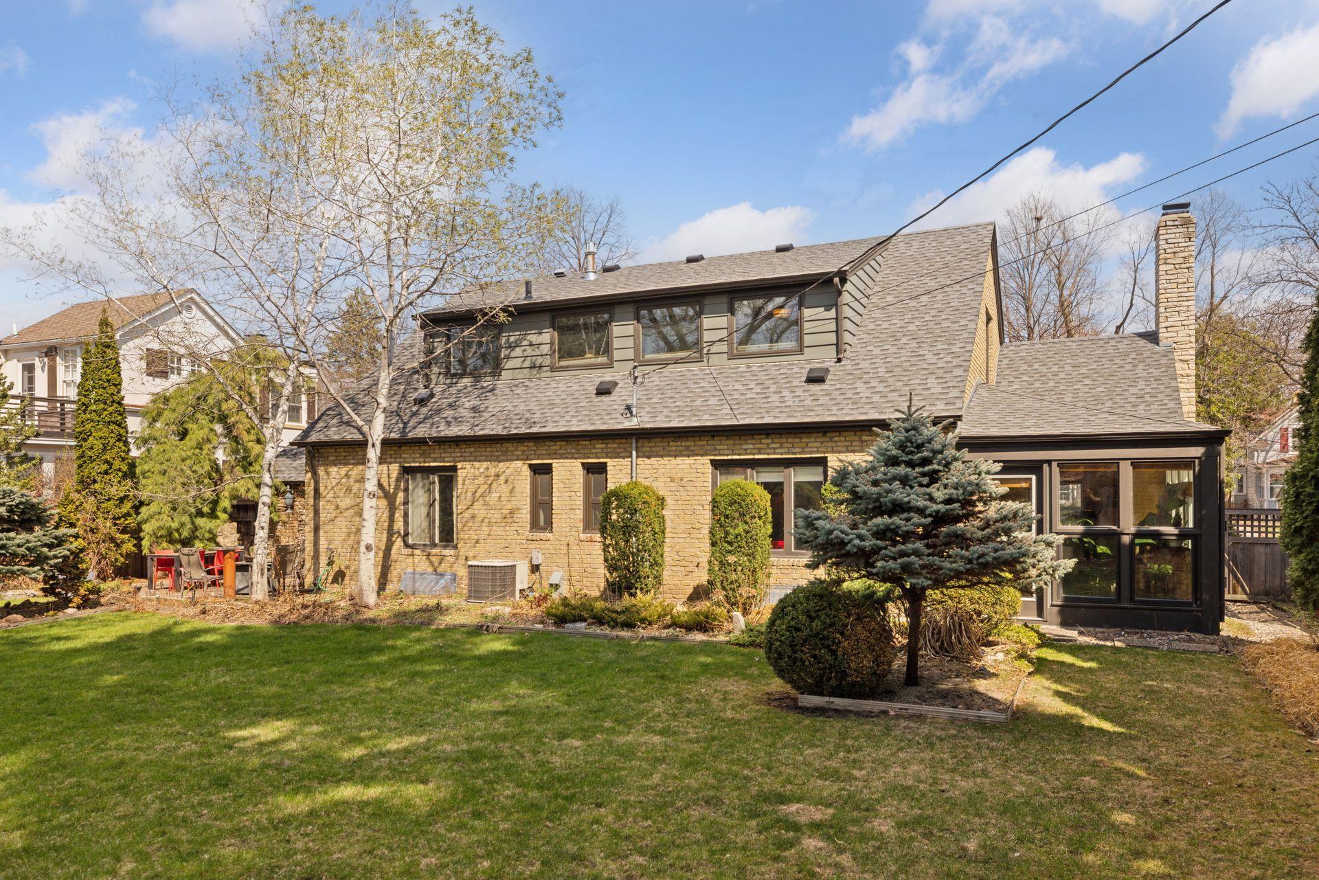 3430 Humboldt Avenue S