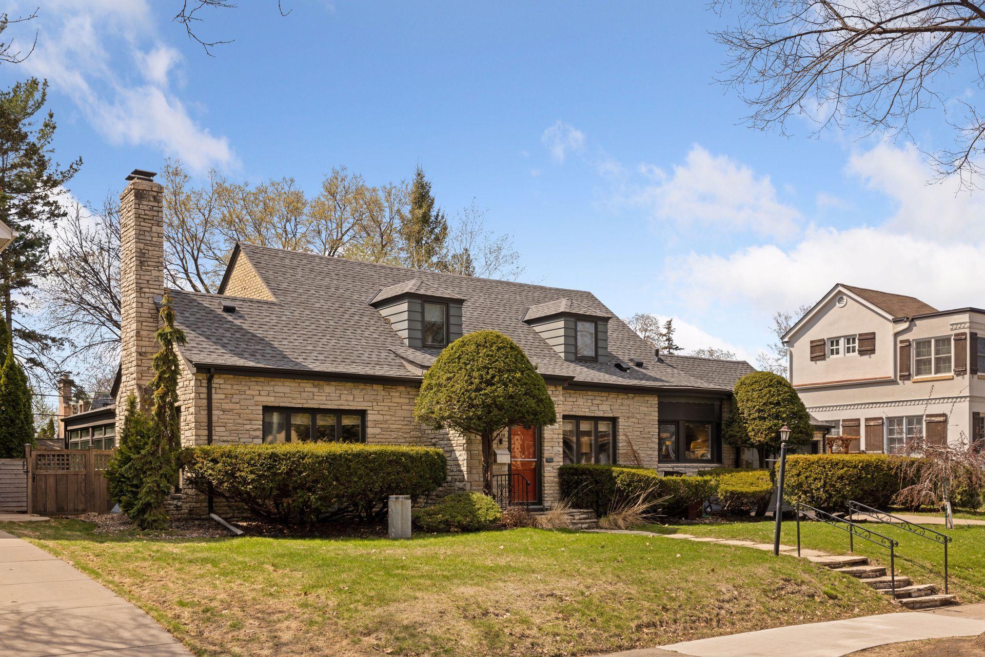 3430 Humboldt Avenue S