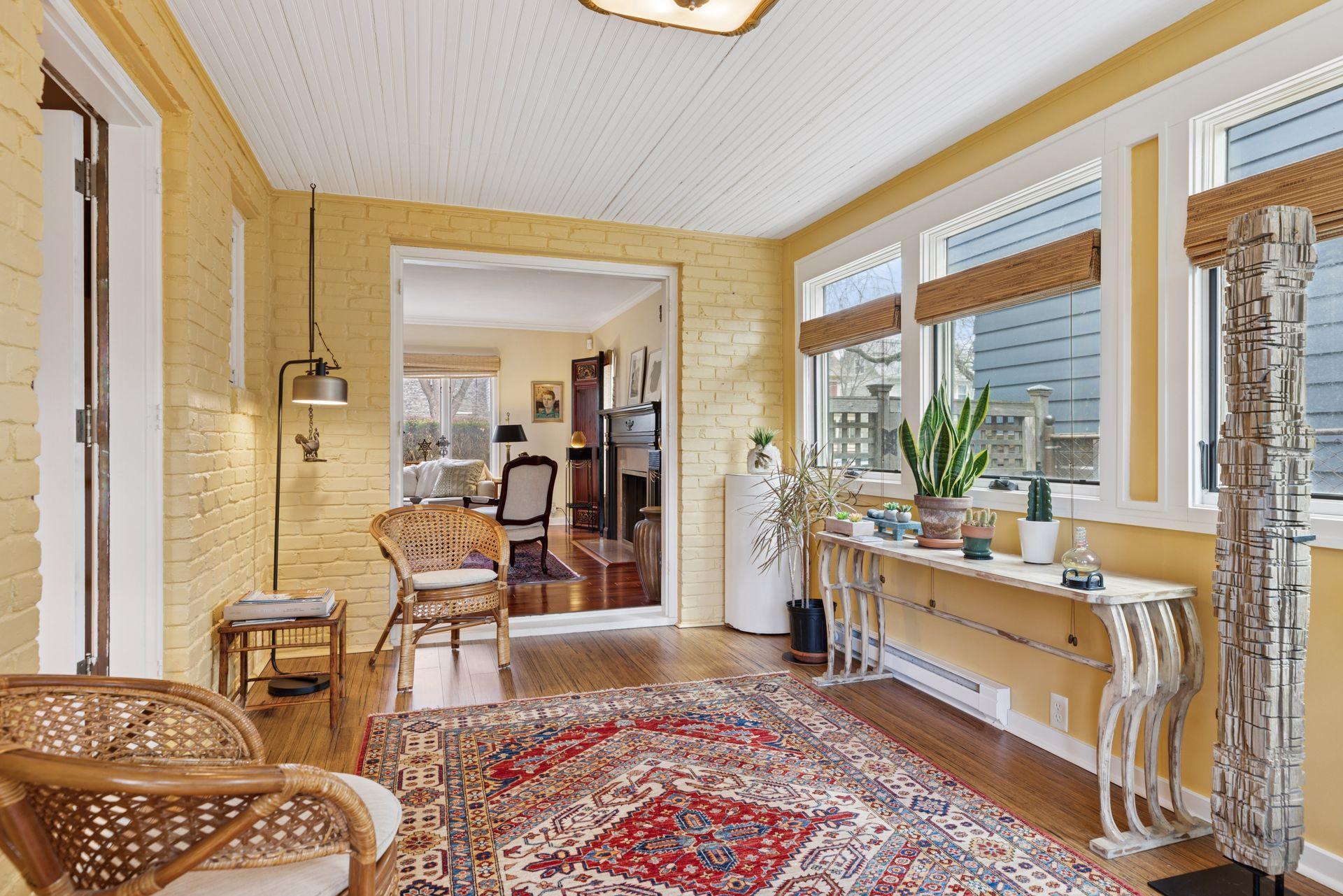 3430 Humboldt Avenue S