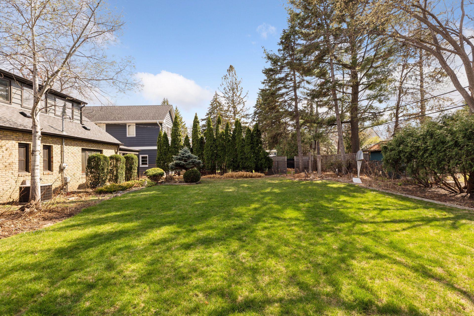 3430 Humboldt Avenue S