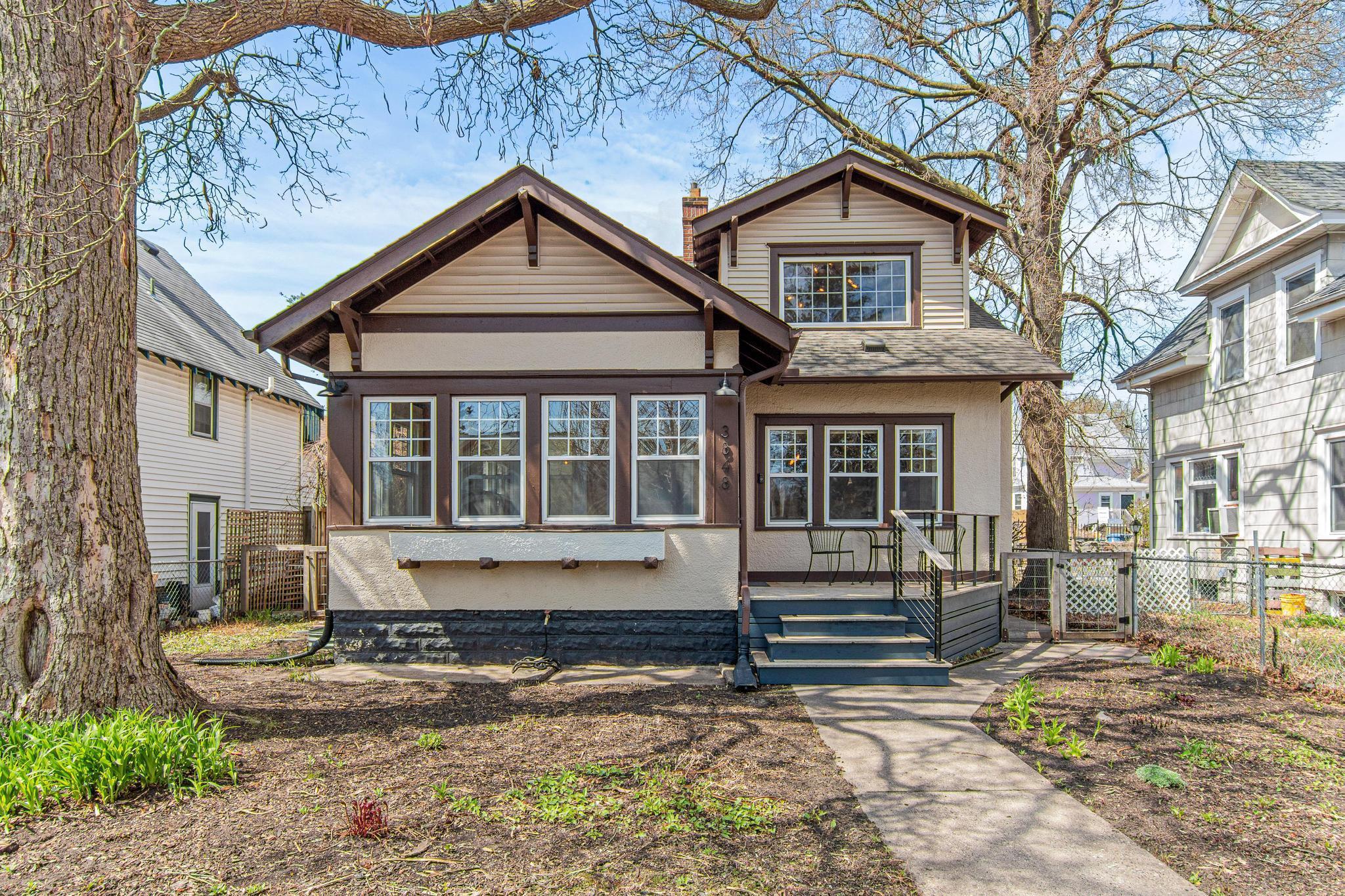 3848 Oakland Avenue