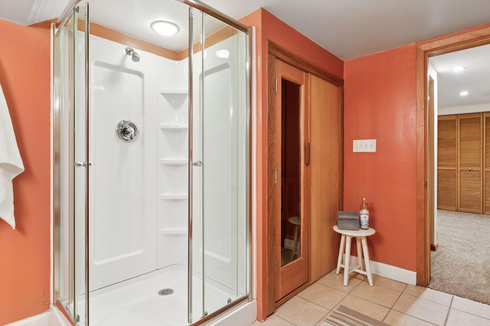 1215 Eleanor Avenue