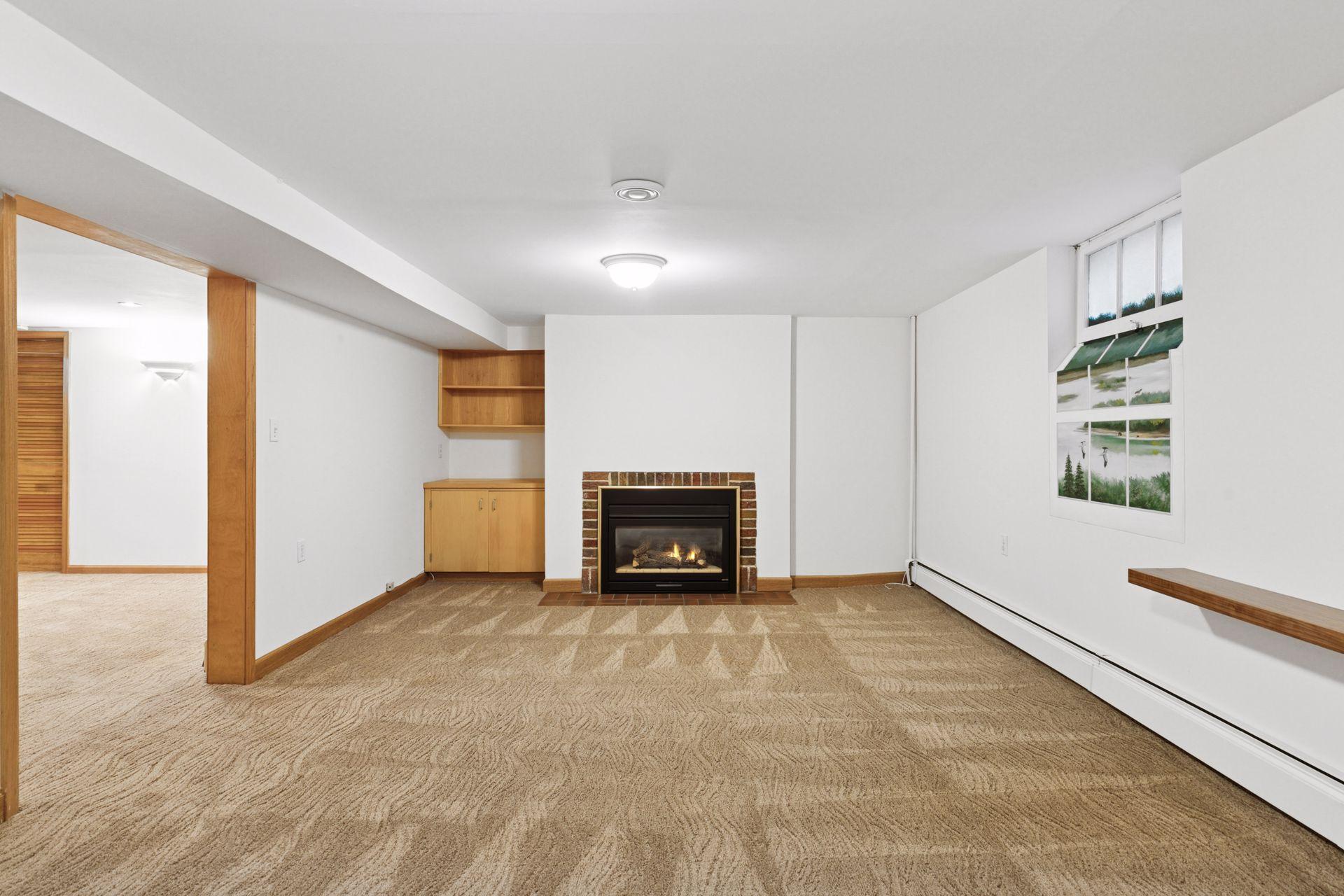 1215 Eleanor Avenue