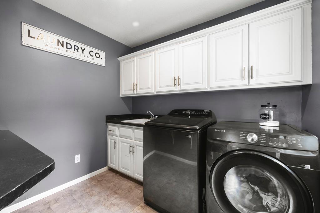 8699 190th Avenue NW