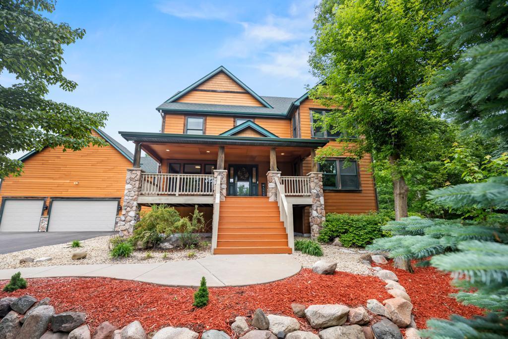 8699 190th Avenue NW