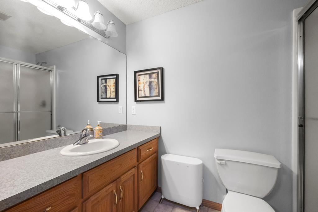 8699 190th Avenue NW