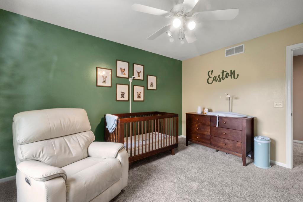 8699 190th Avenue NW