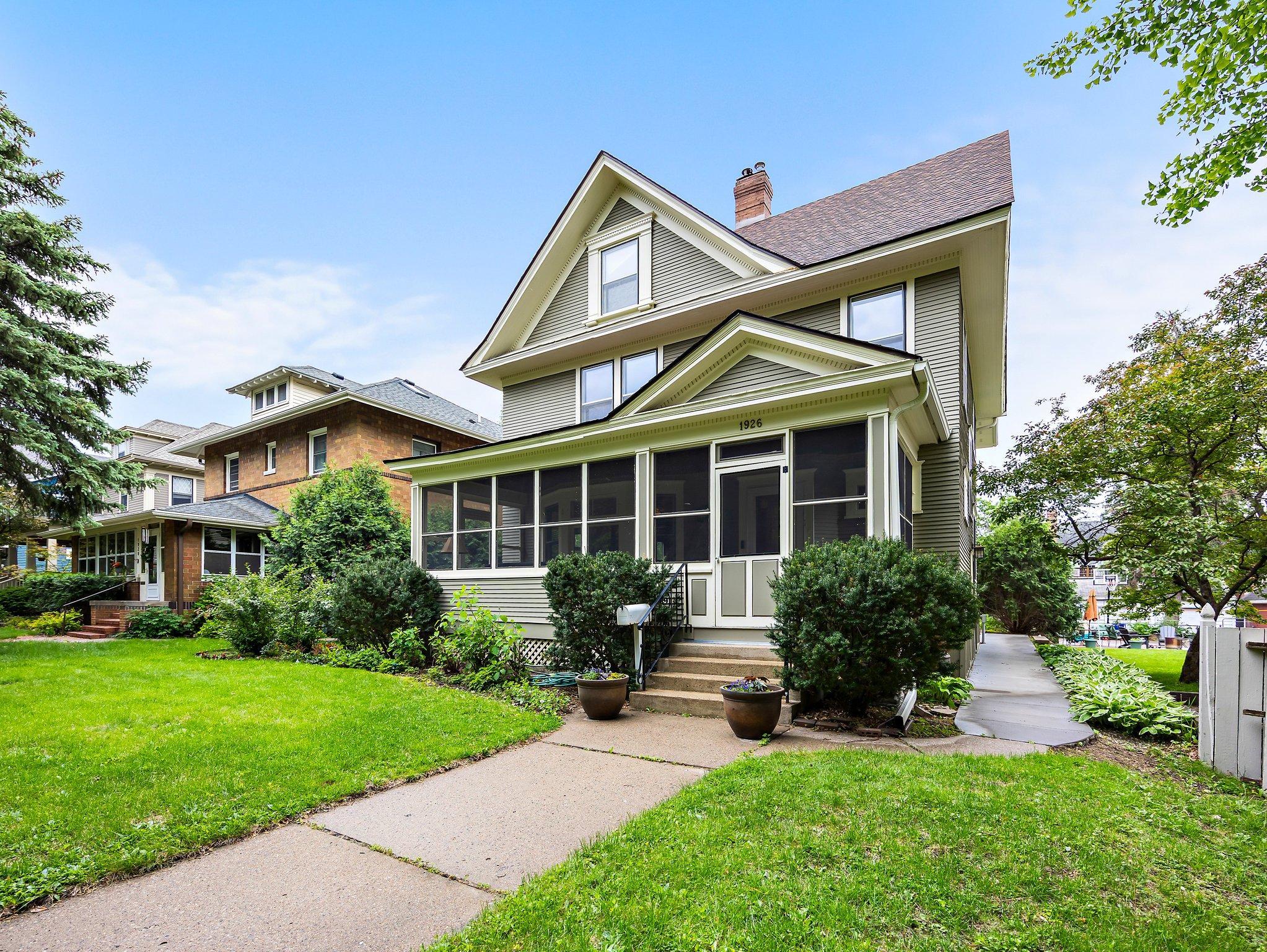 1926 Dayton Avenue