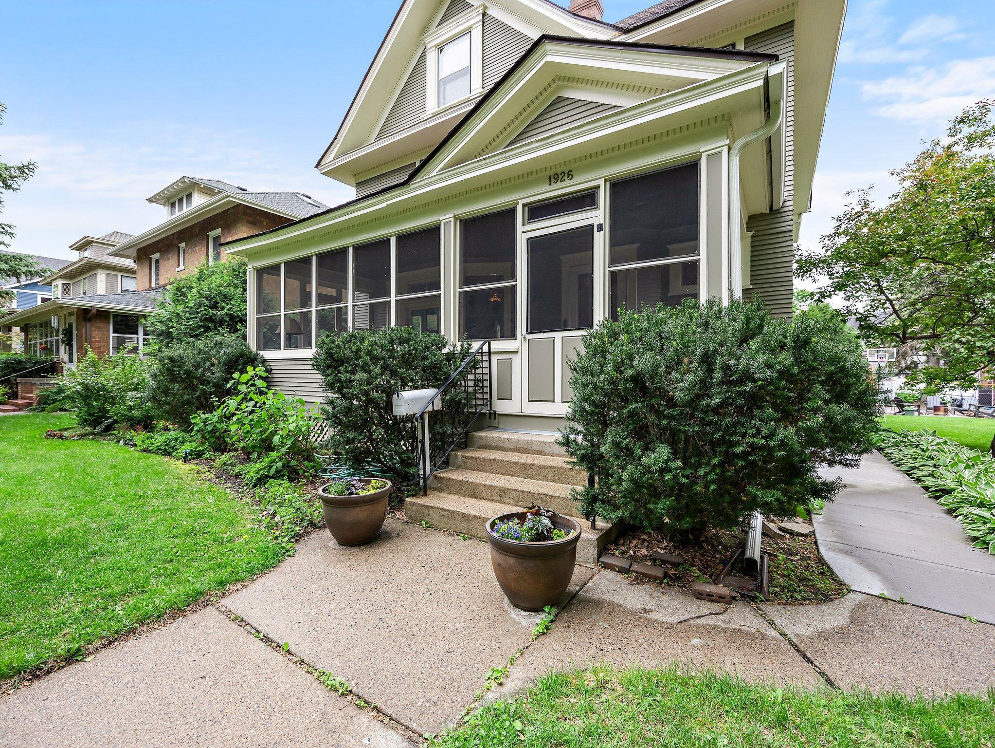 1926 Dayton Avenue
