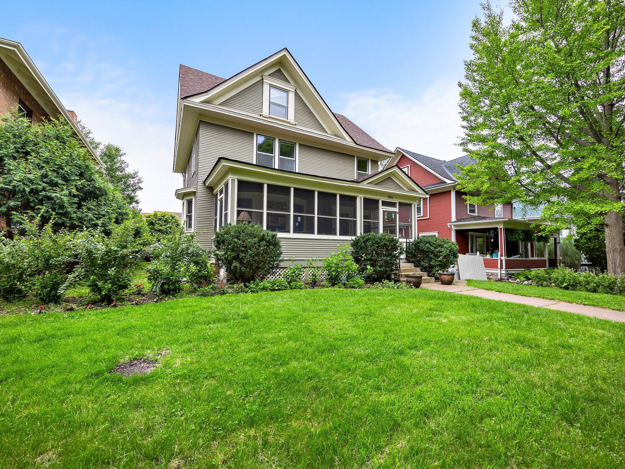 1926 Dayton Avenue