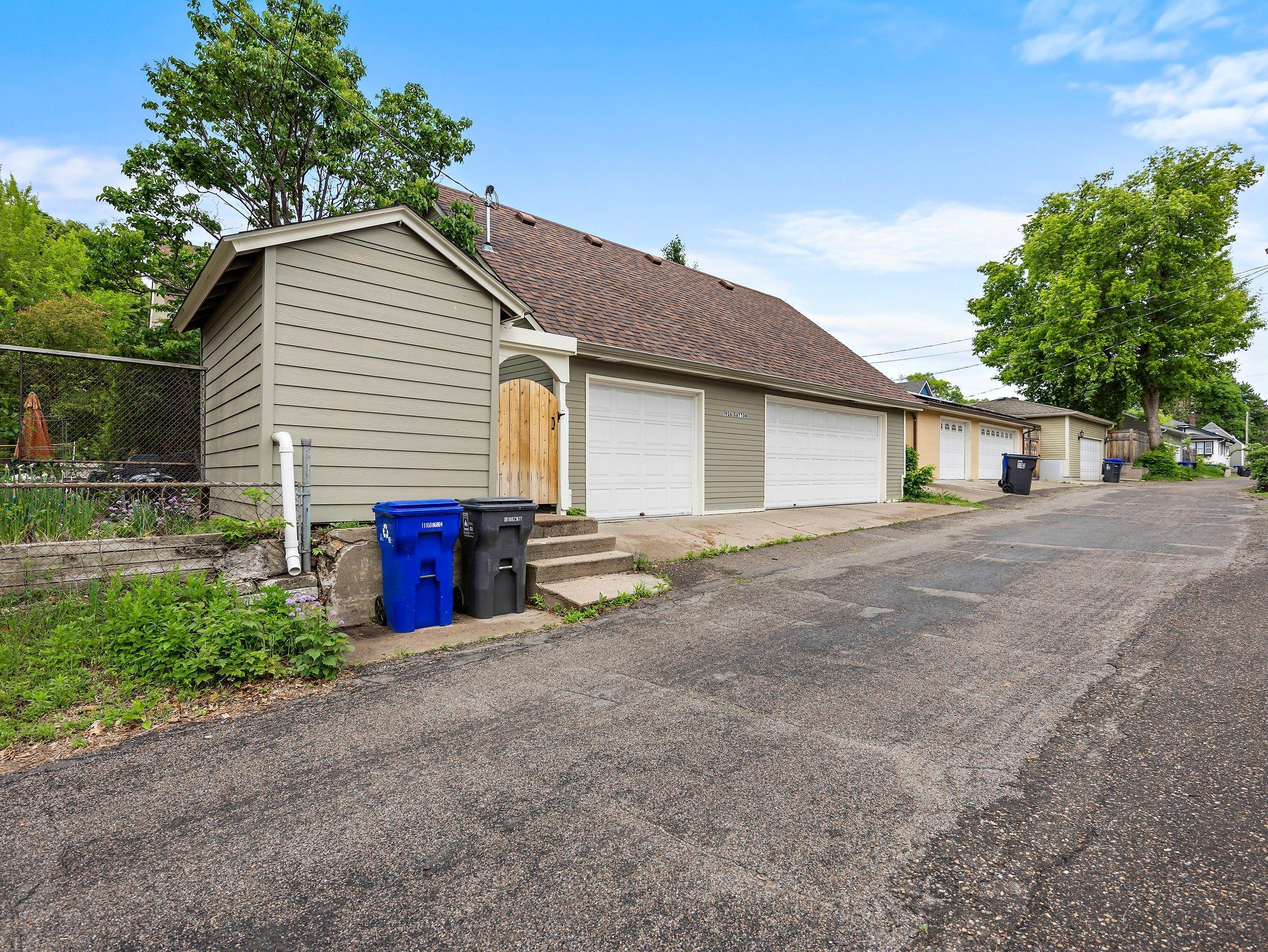 1926 Dayton Avenue