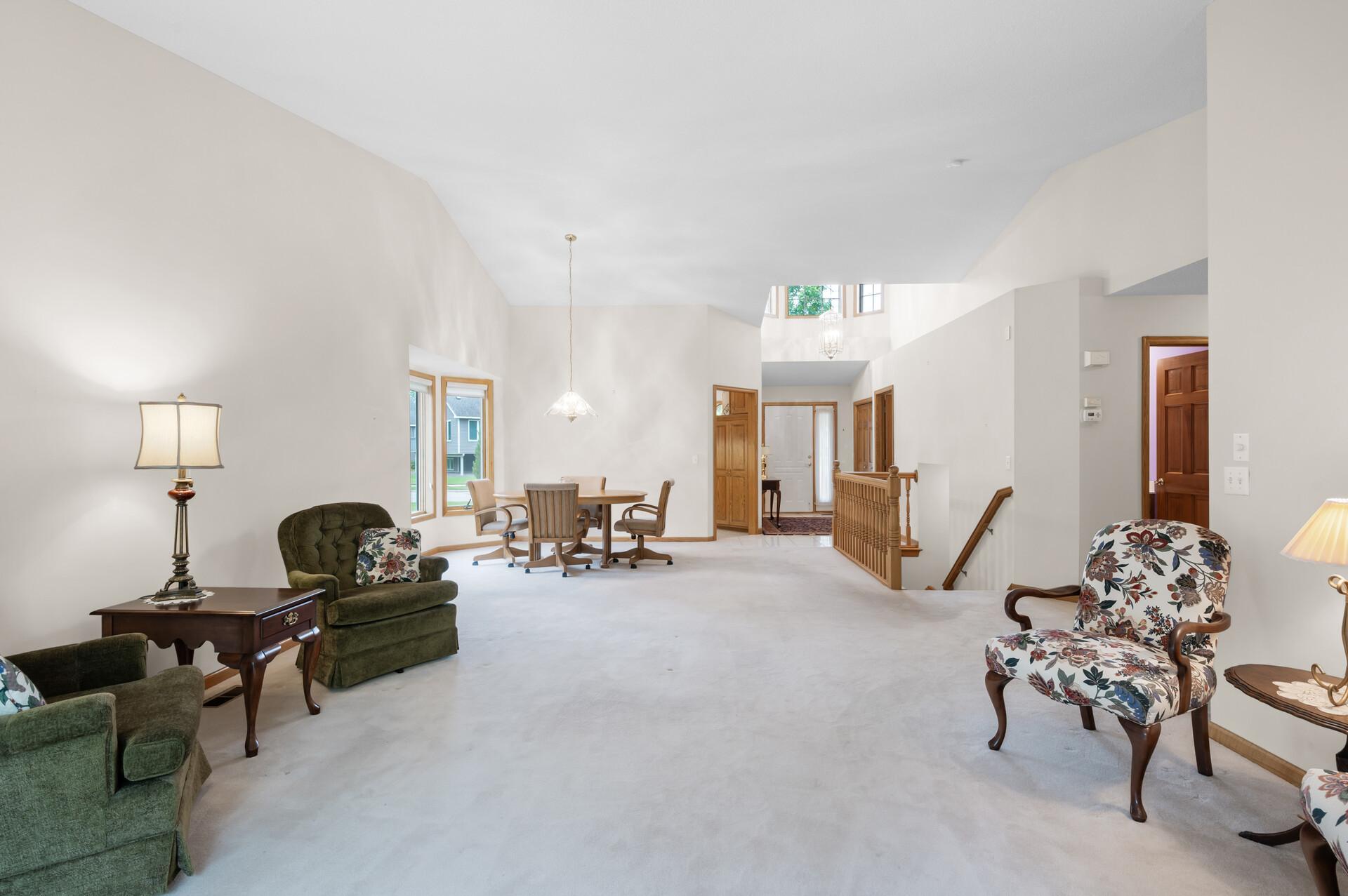3063 Highpointe Curve