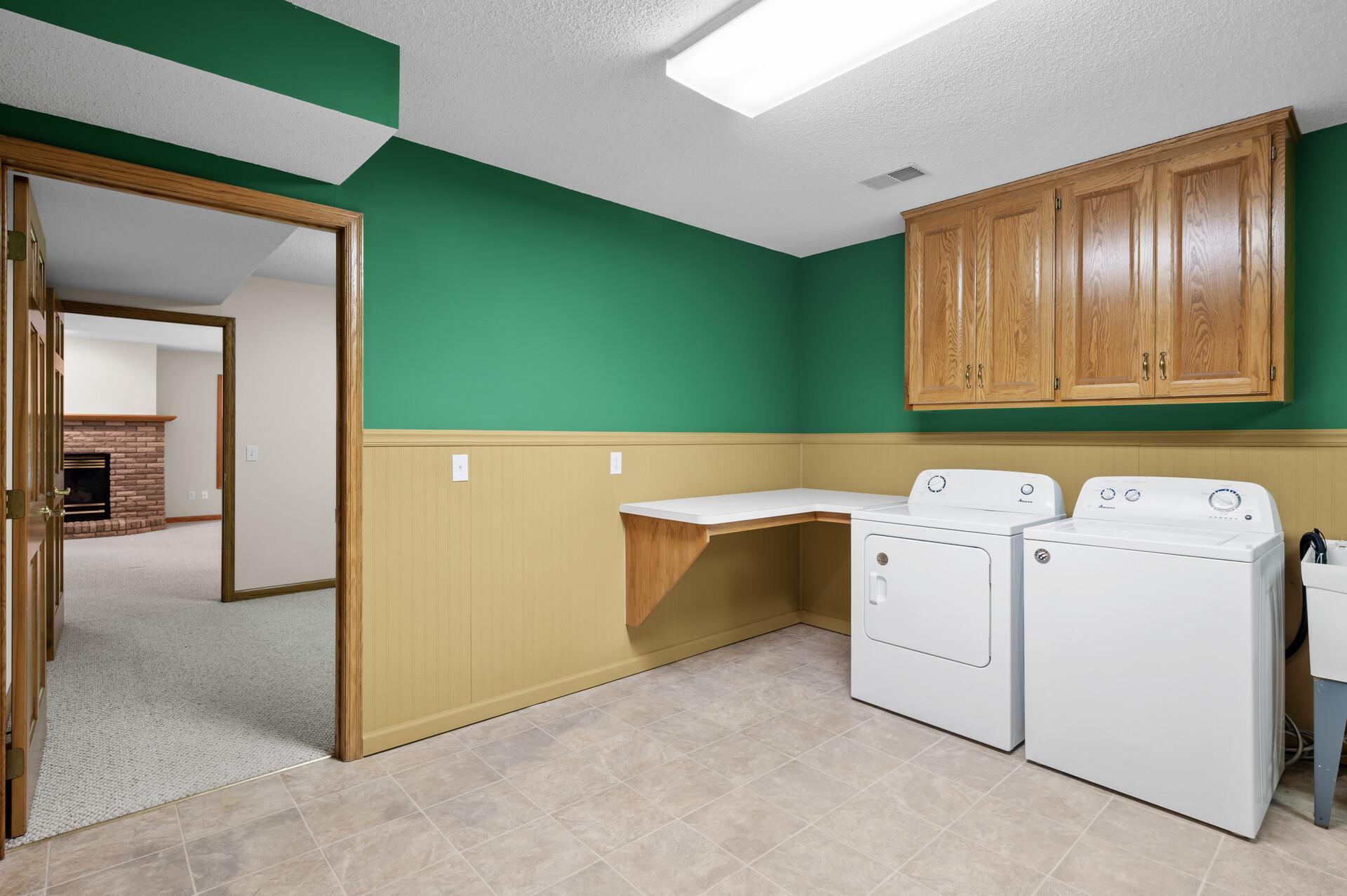 3063 Highpointe Curve