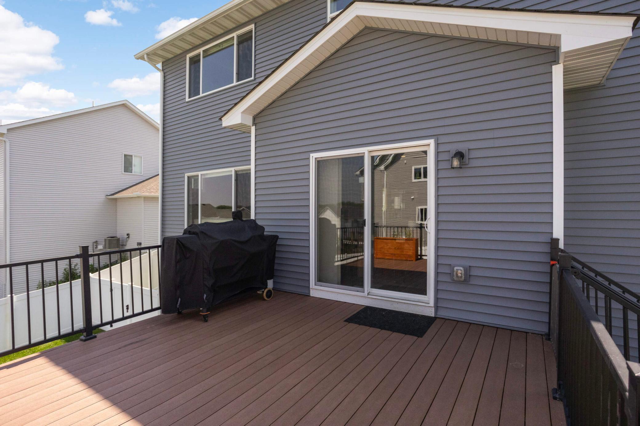 5899 Upper 179th Street W