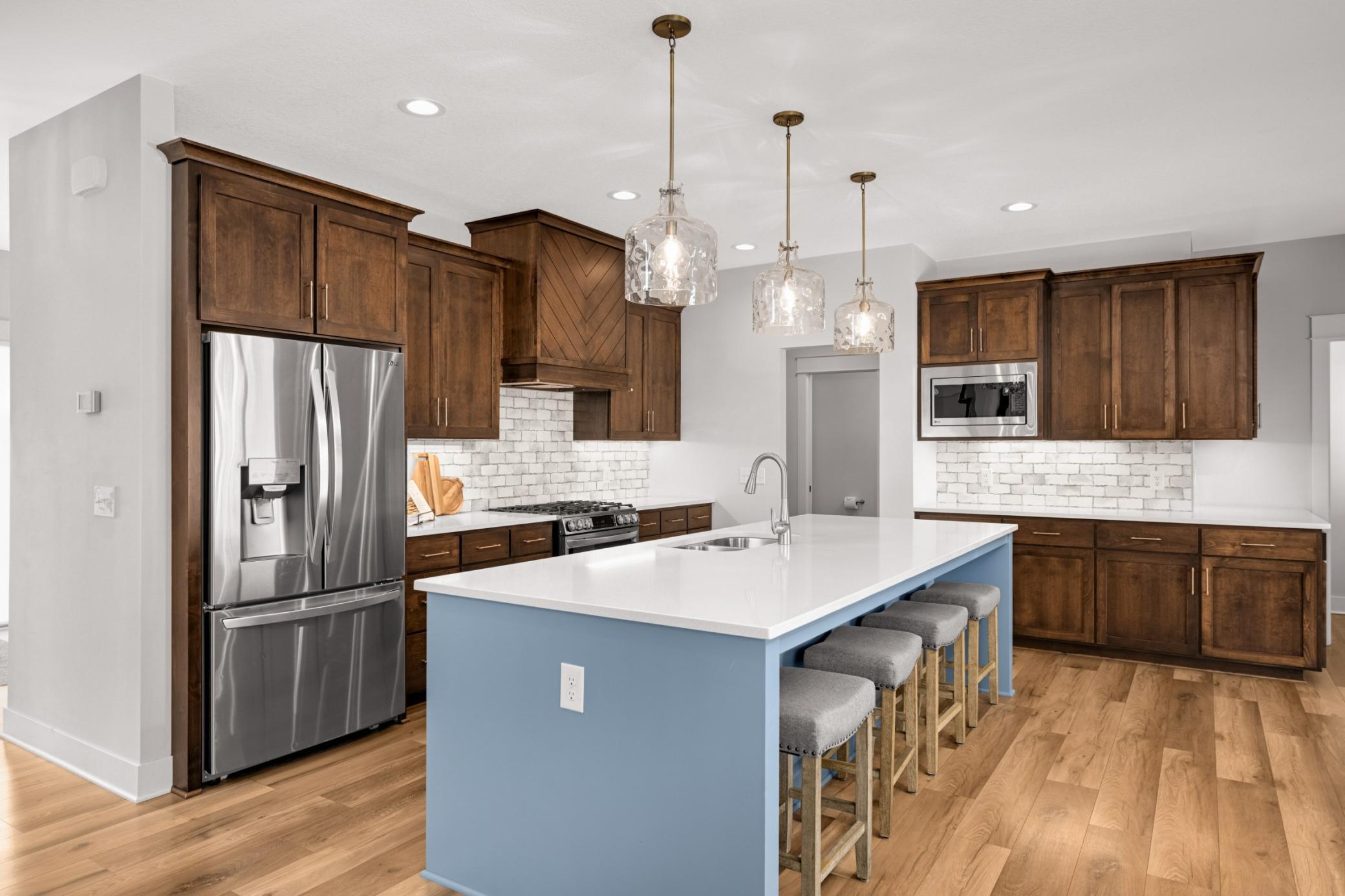 5899 Upper 179th Street W