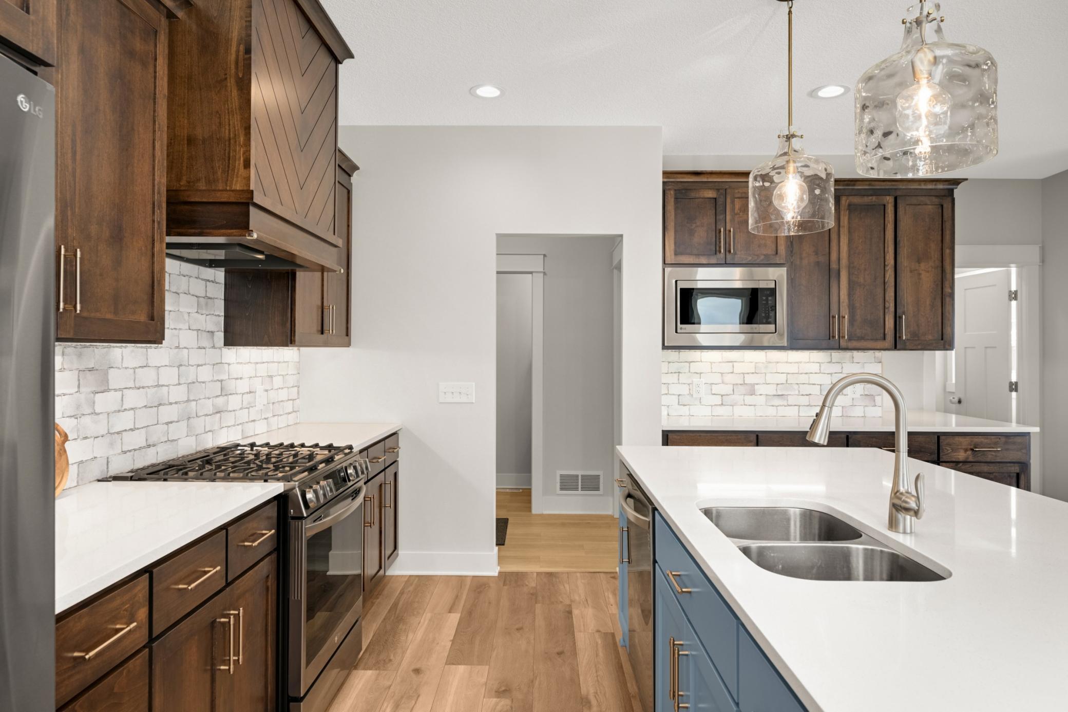 5899 Upper 179th Street W