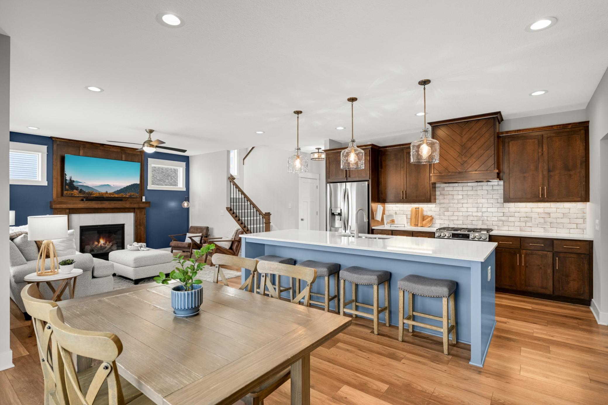 5899 Upper 179th Street W