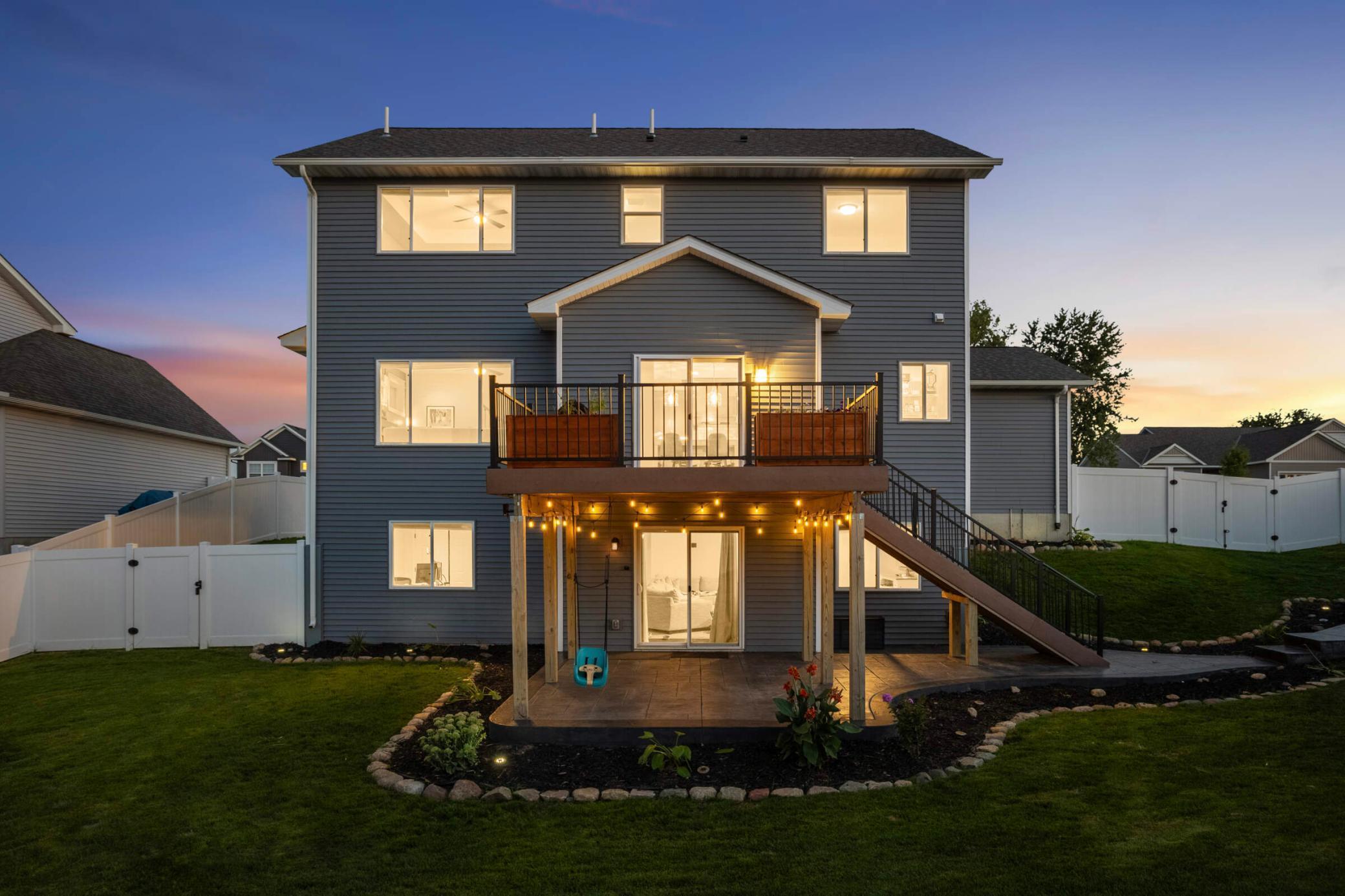 5899 Upper 179th Street W