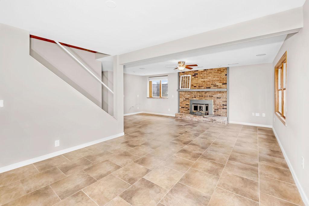 1420 17th Street W