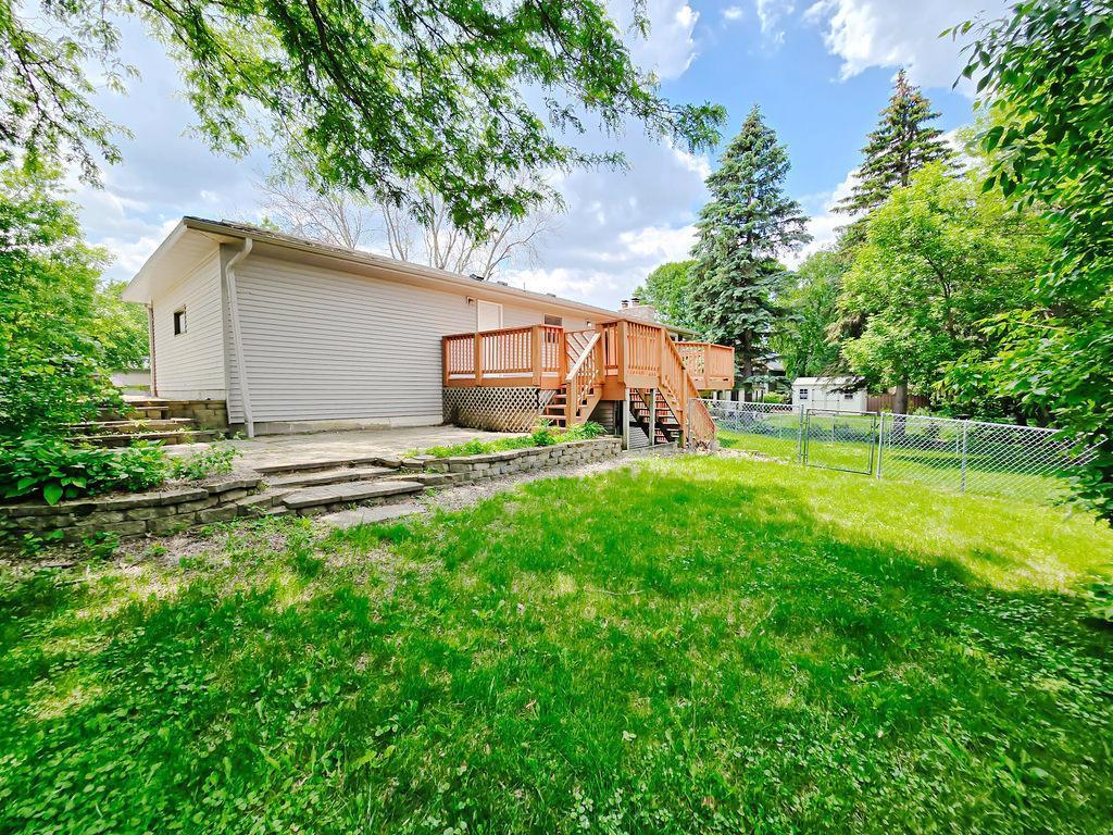 1420 17th Street W