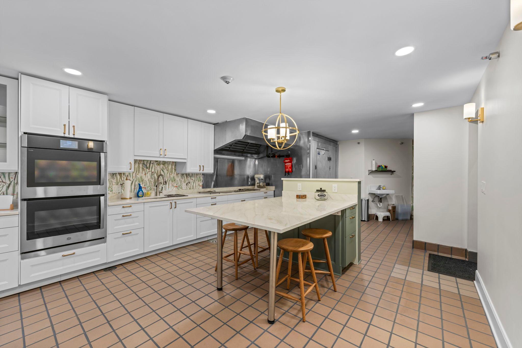 1666 Coffman Street Unit: 101