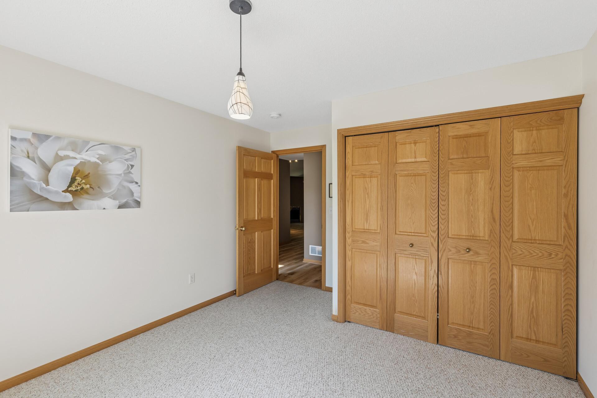 220 Emerson Avenue E