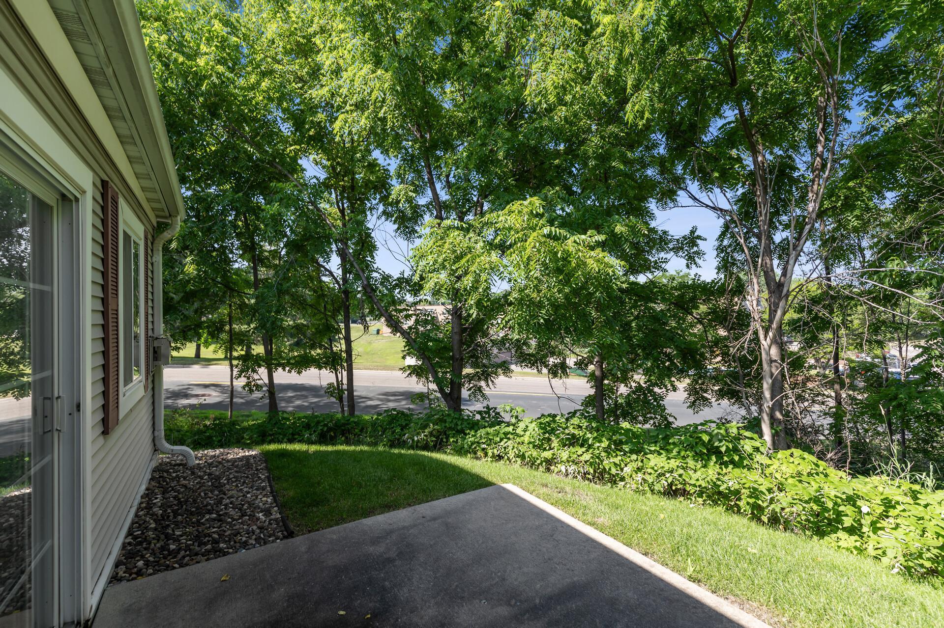 220 Emerson Avenue E