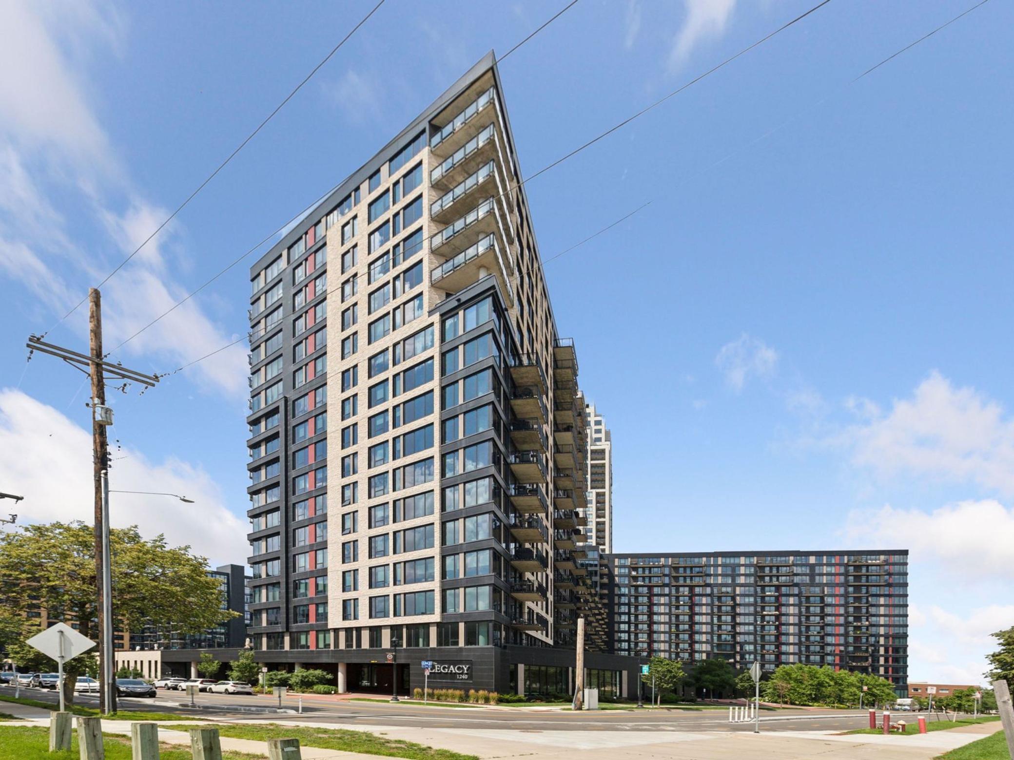 1240 S 2nd Street Unit: 704