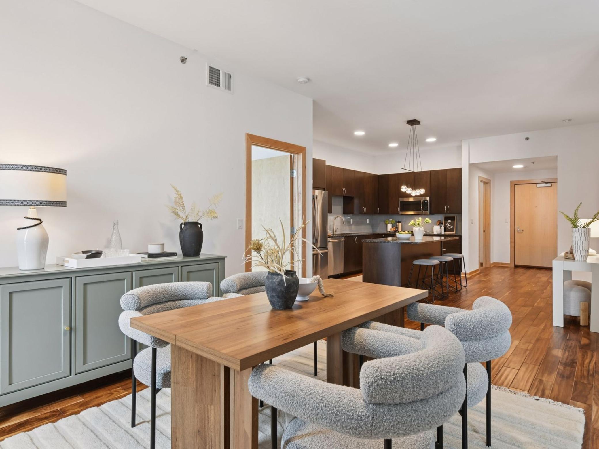 1240 S 2nd Street Unit: 704