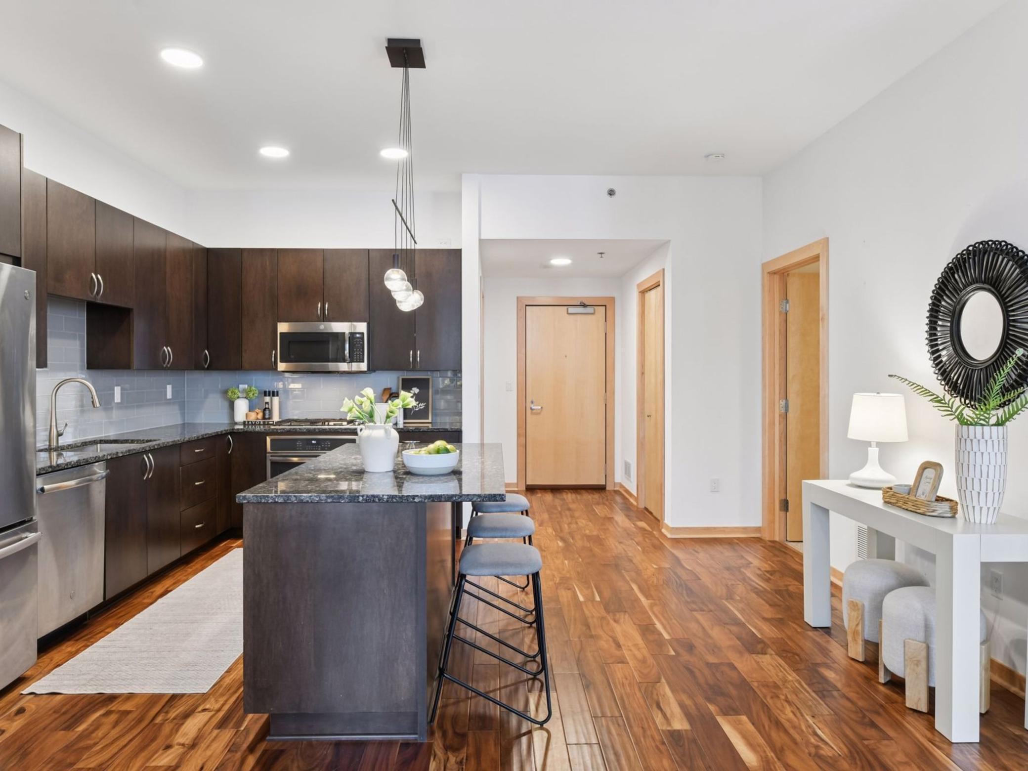 1240 S 2nd Street Unit: 704