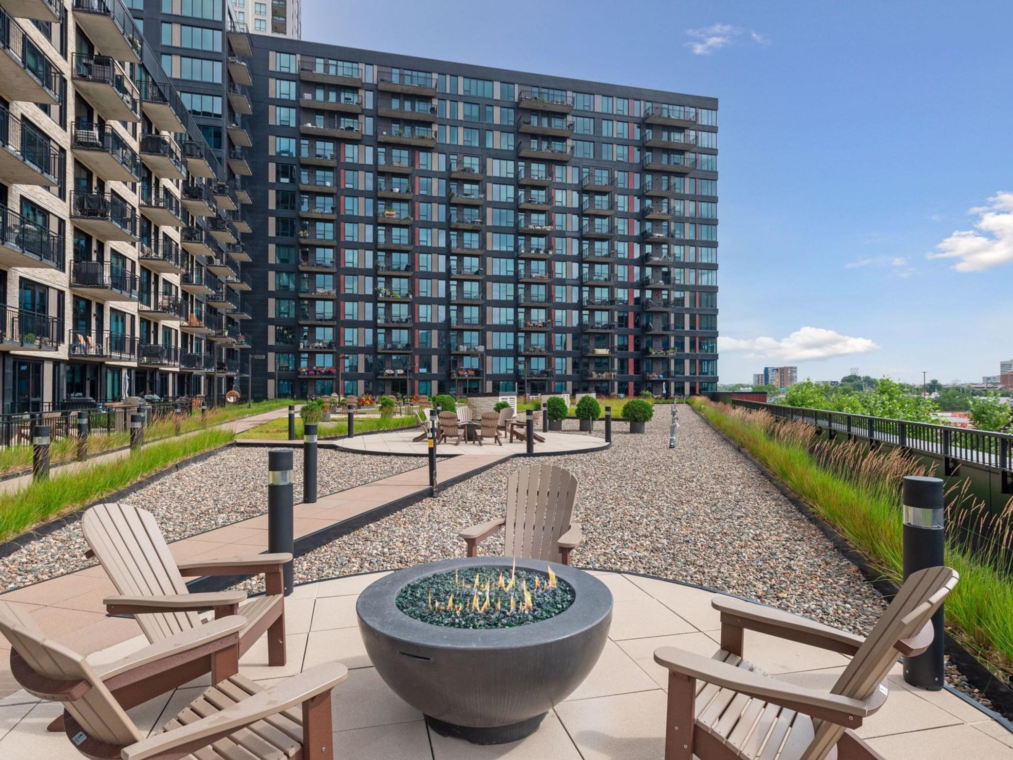 1240 S 2nd Street Unit: 704