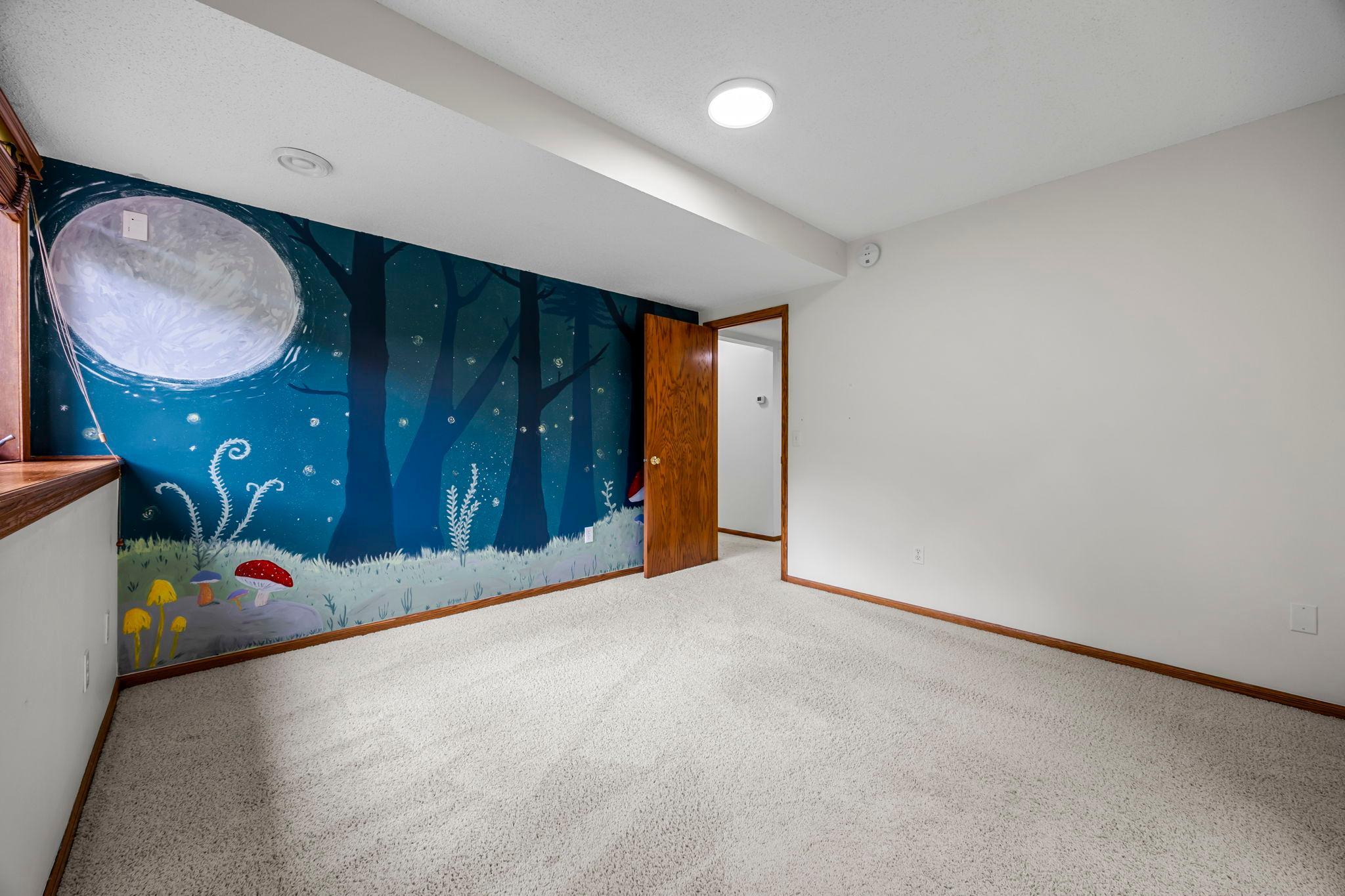 5553 Fenway Court