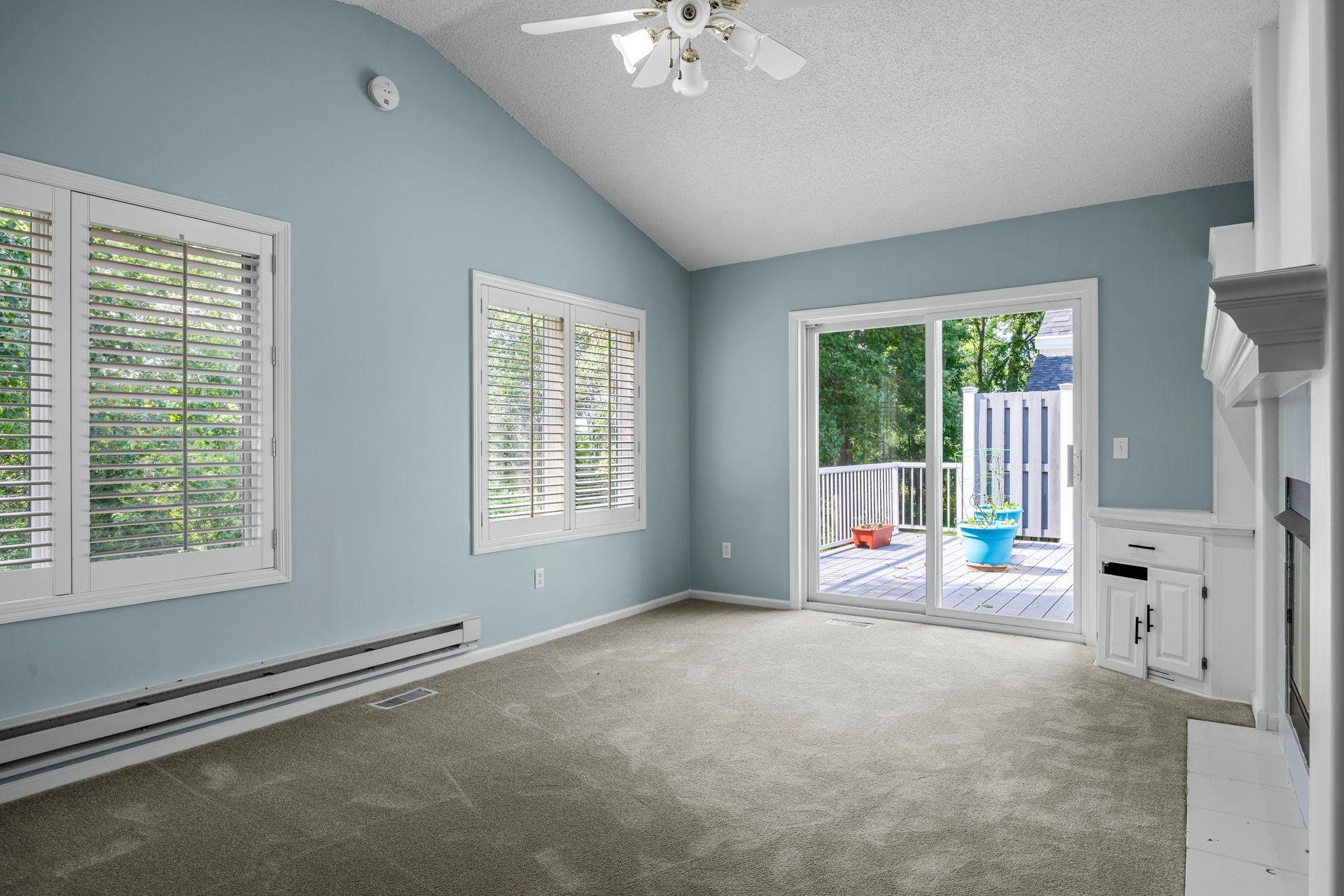 5553 Fenway Court