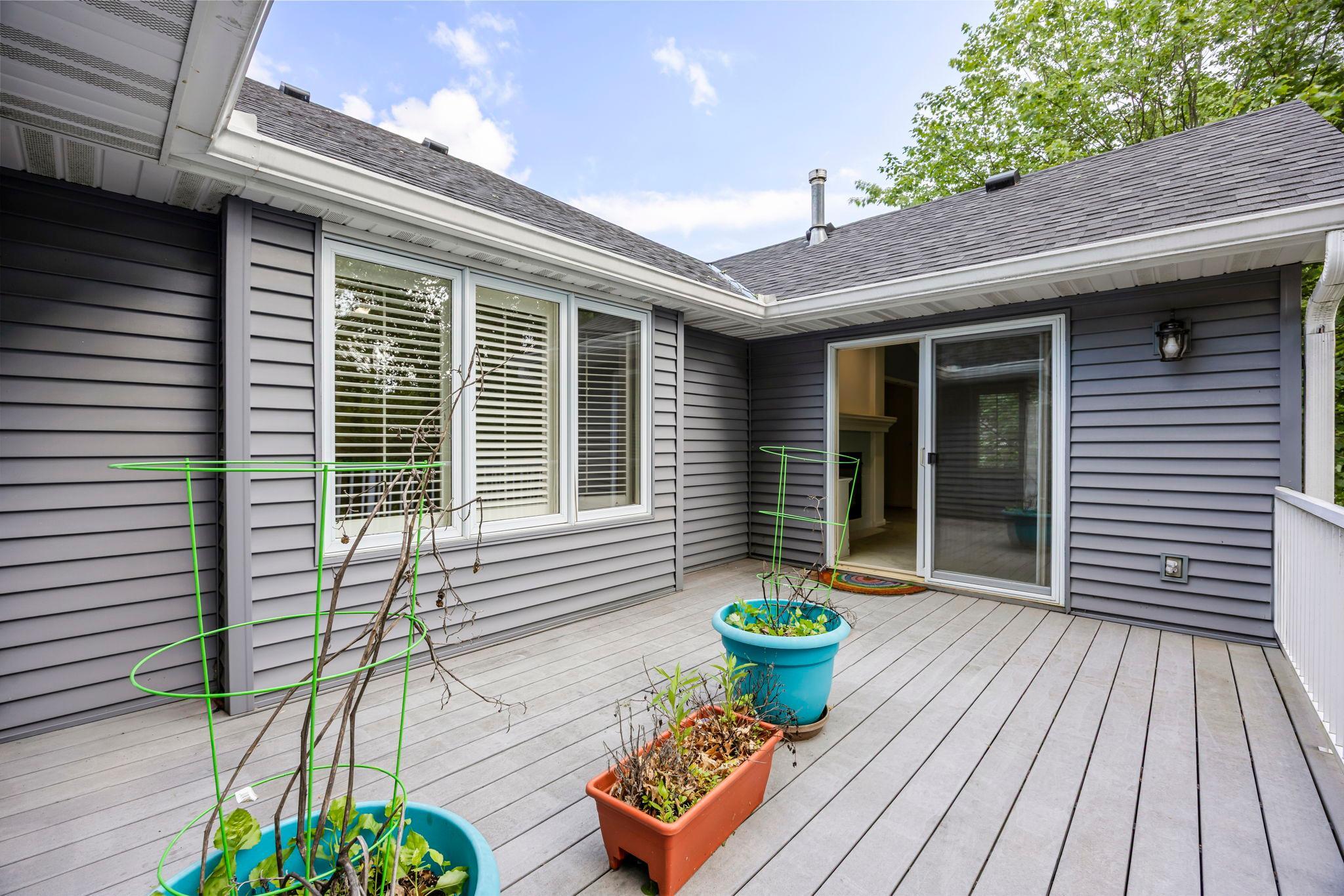 5553 Fenway Court