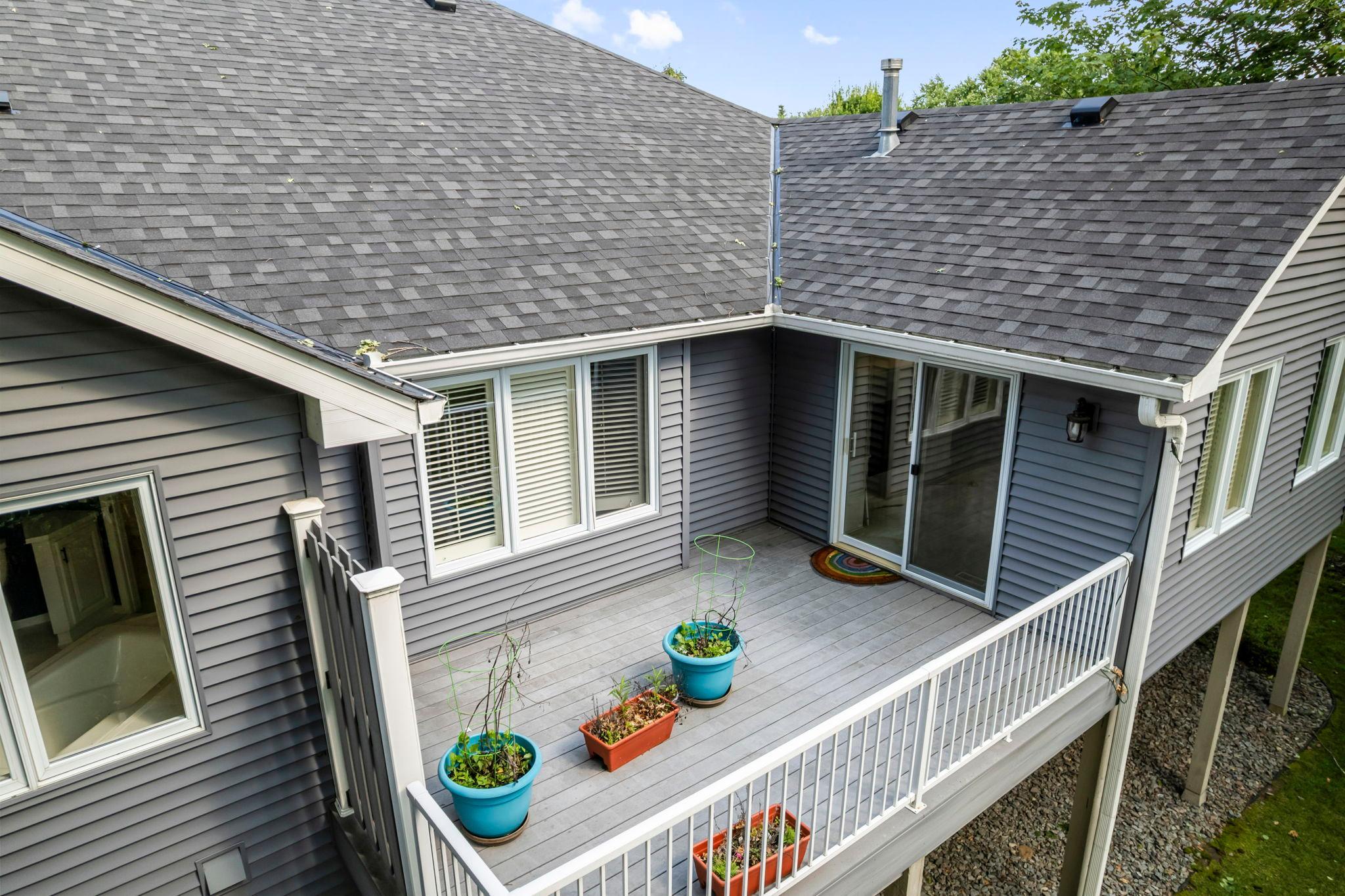 5553 Fenway Court