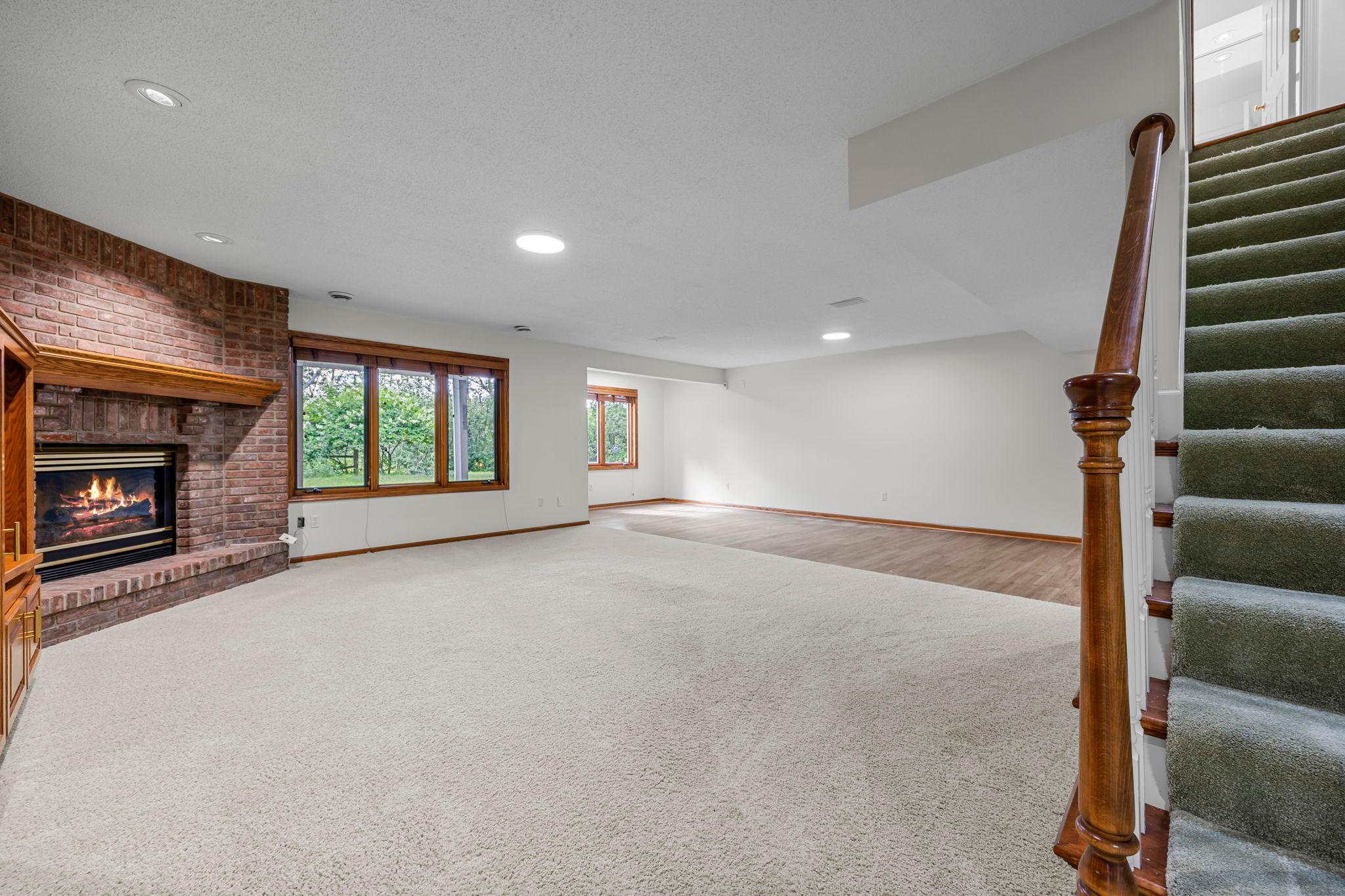 5553 Fenway Court