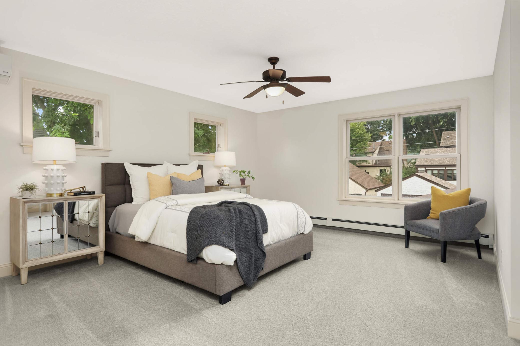 1712 Scheffer Avenue