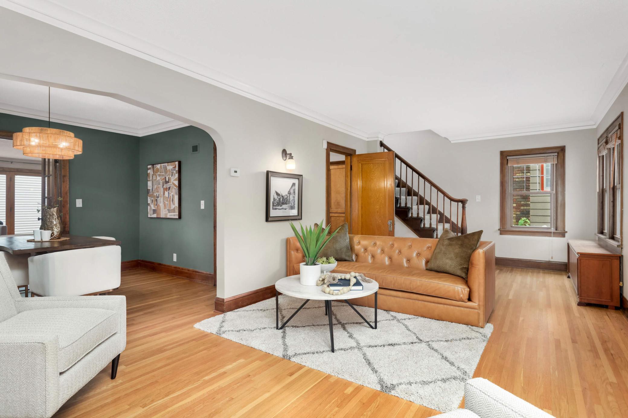 1712 Scheffer Avenue