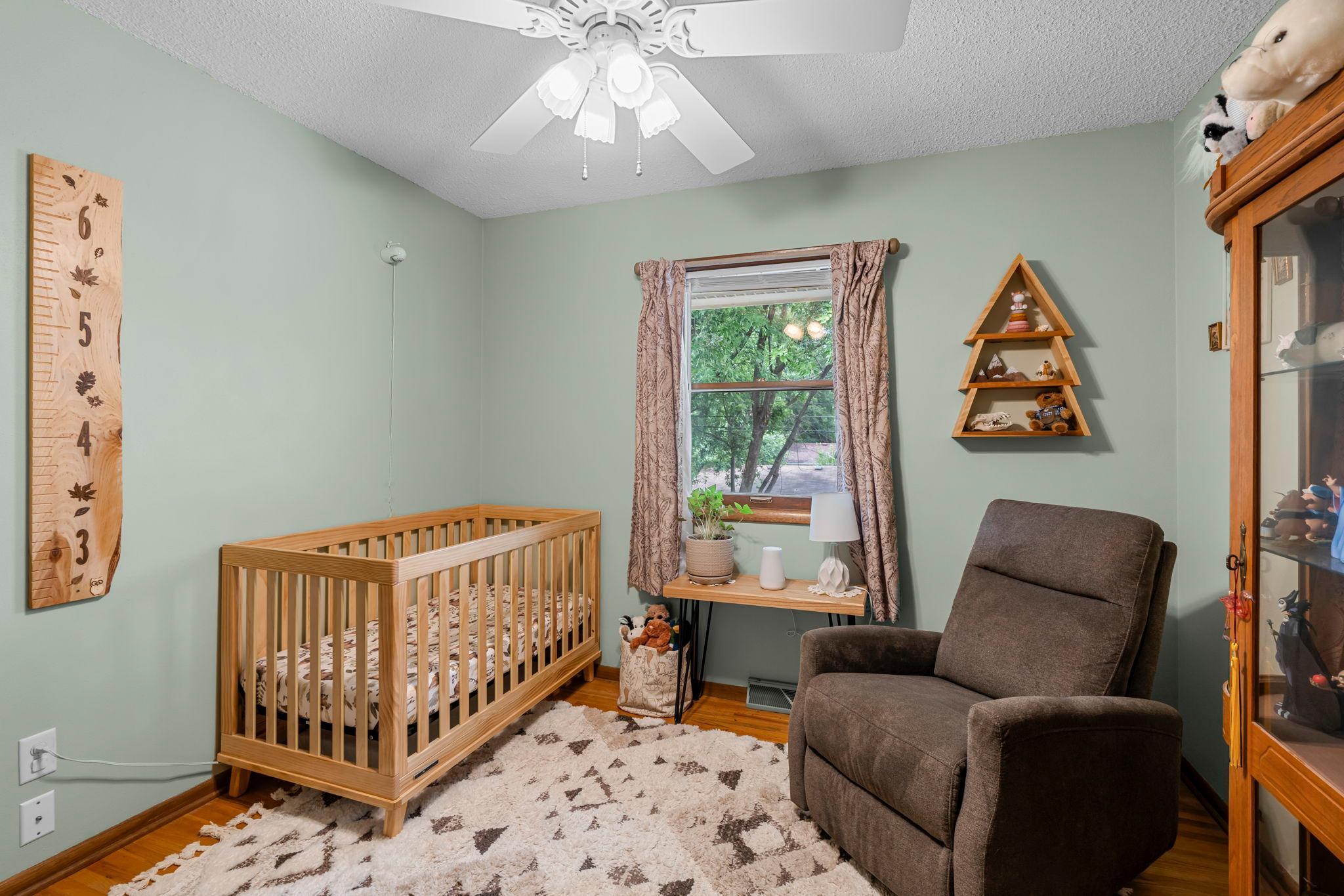 672 Goodview Avenue N