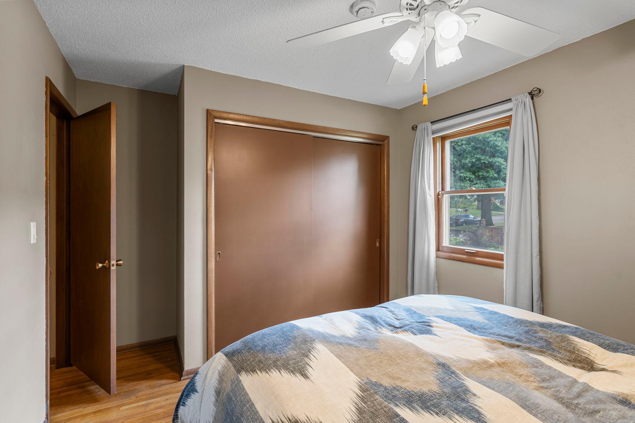 672 Goodview Avenue N