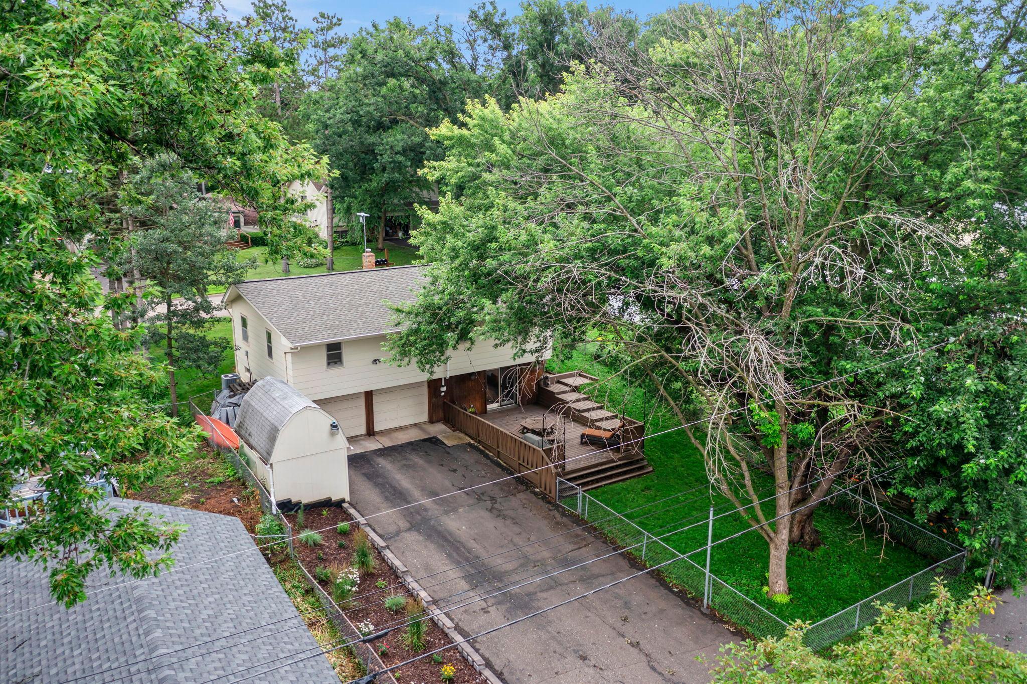 672 Goodview Avenue N